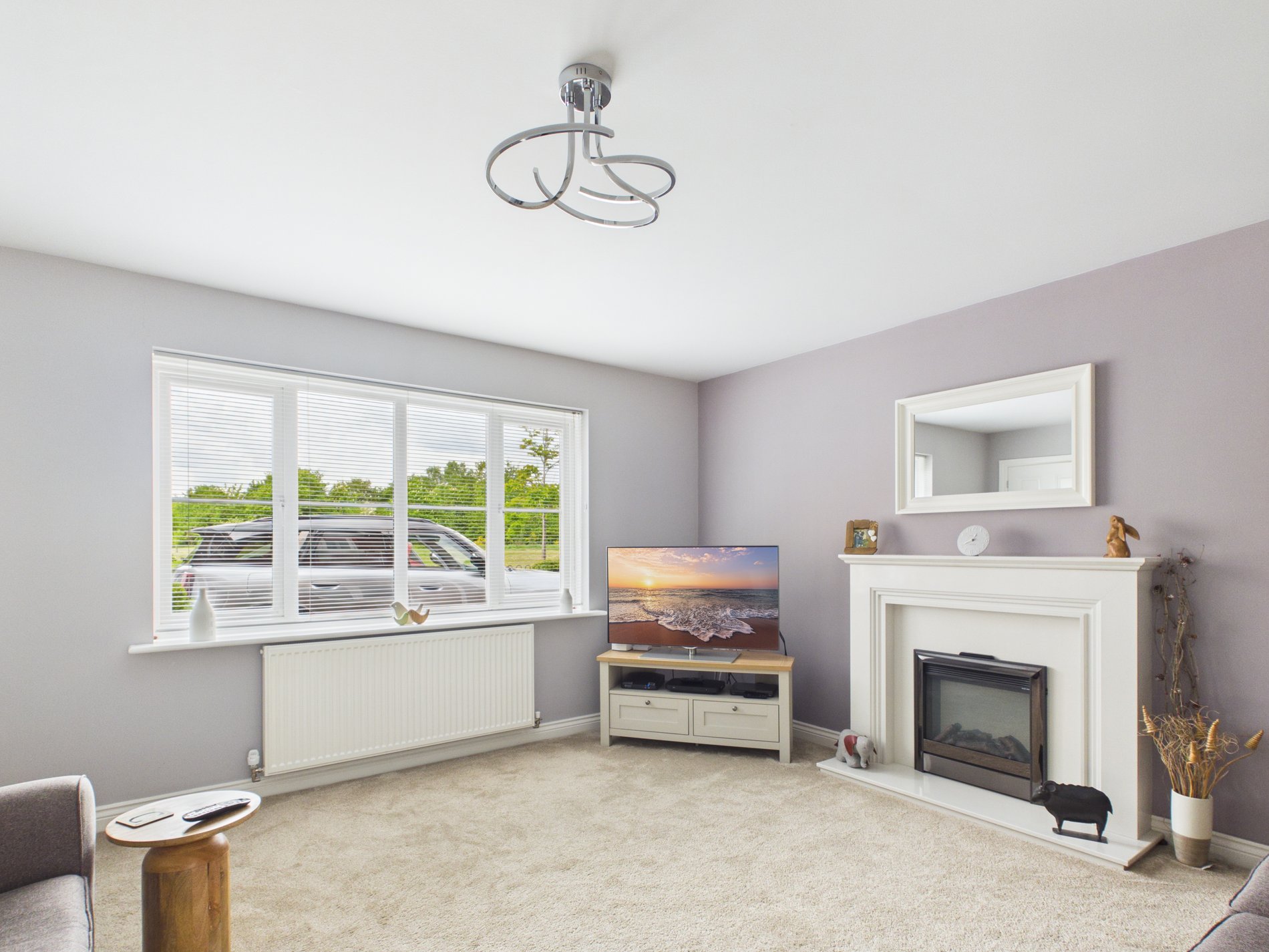 4 bed detached house for sale in Old School Drive, Edwinstowe, NG21  - Property Image 3