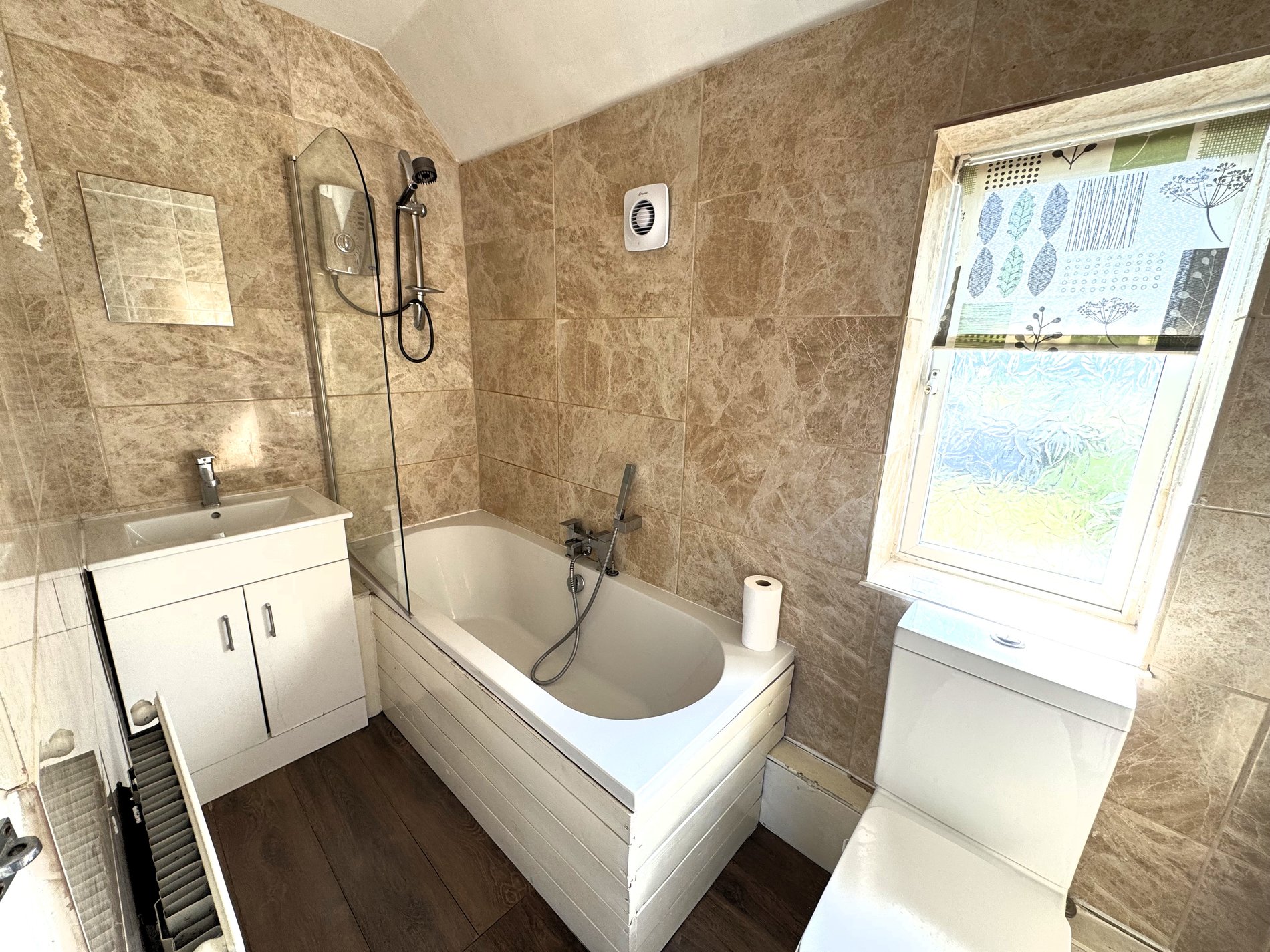 3 bed terraced house to rent in Sixth Avenue, Edwinstowe, NG21  - Property Image 8