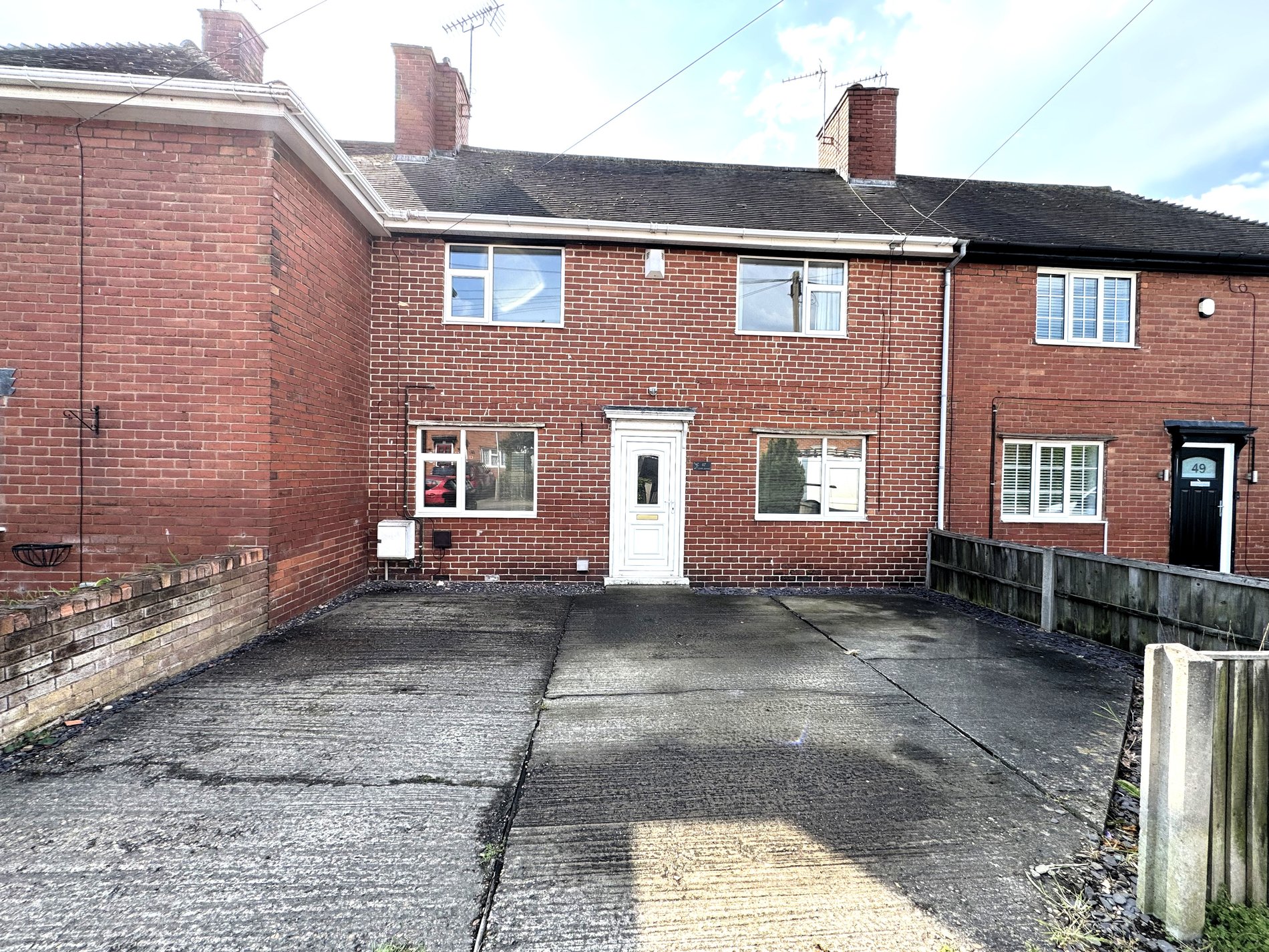 3 bed terraced house to rent in Sixth Avenue, Edwinstowe, NG21