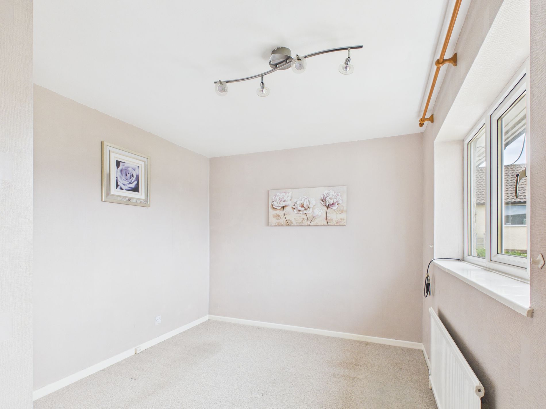 3 bed semi-detached house for sale in Dove Croft, New Ollerton, NG22  - Property Image 9