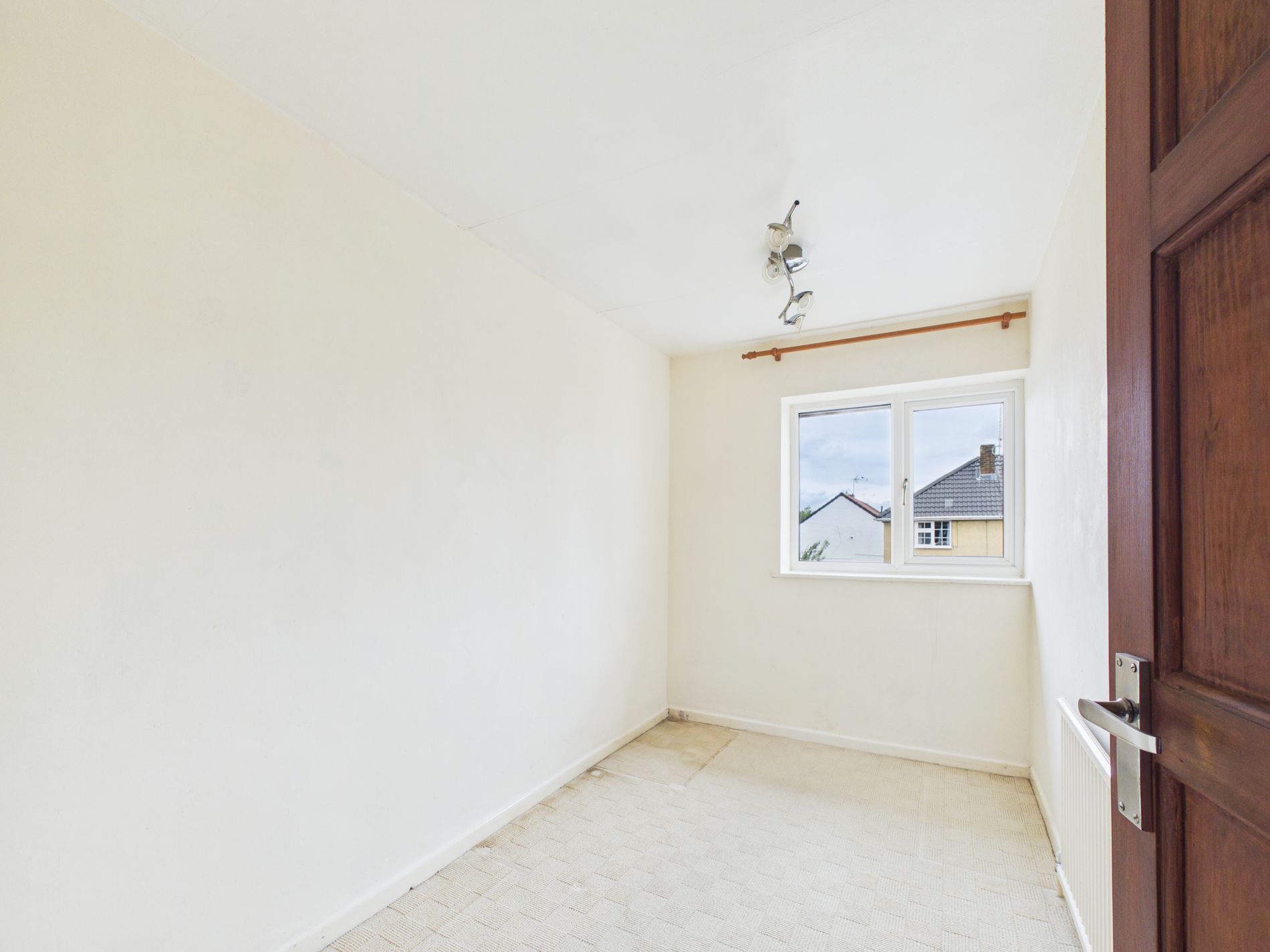 3 bed semi-detached house for sale in Dove Croft, New Ollerton, NG22  - Property Image 11