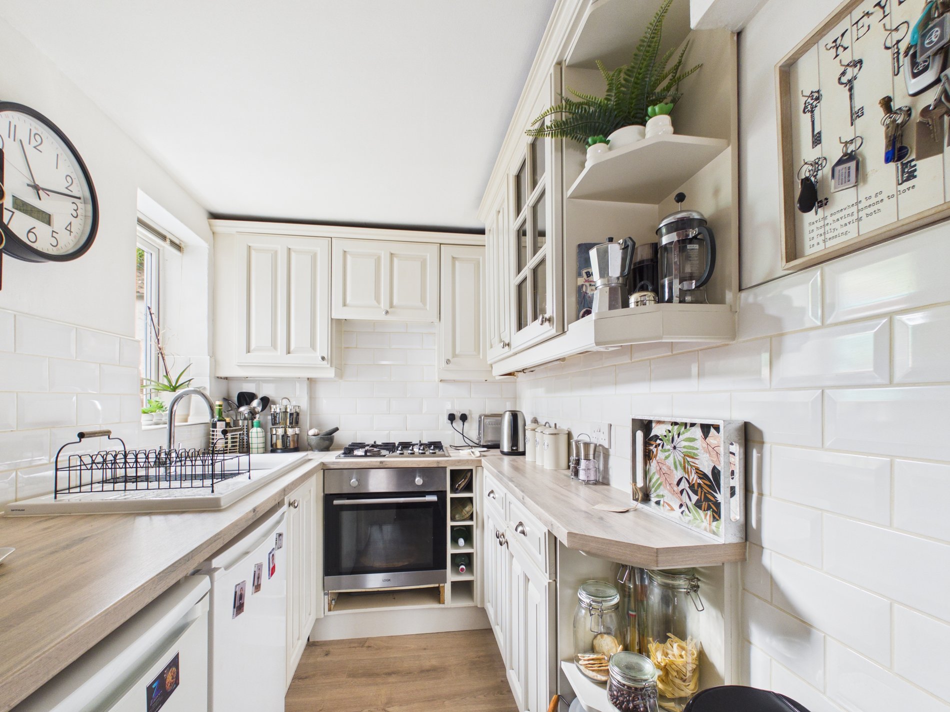 2 bed character property for sale in Station Road, Ollerton, NG22  - Property Image 2