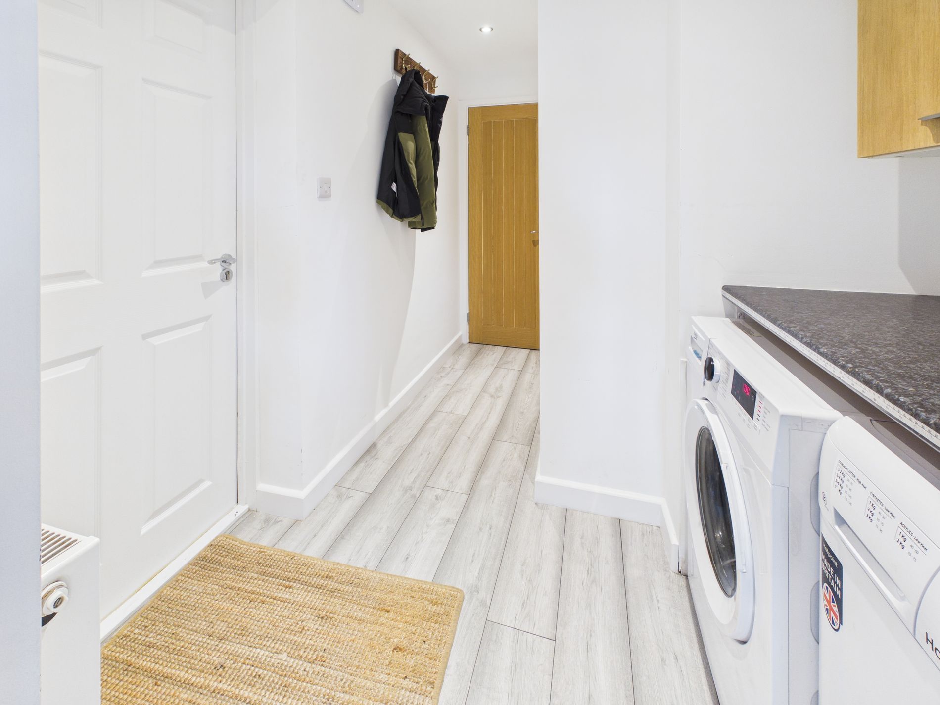 3 bed semi-detached house for sale in Whinney Lane, New Ollerton, NG22  - Property Image 6