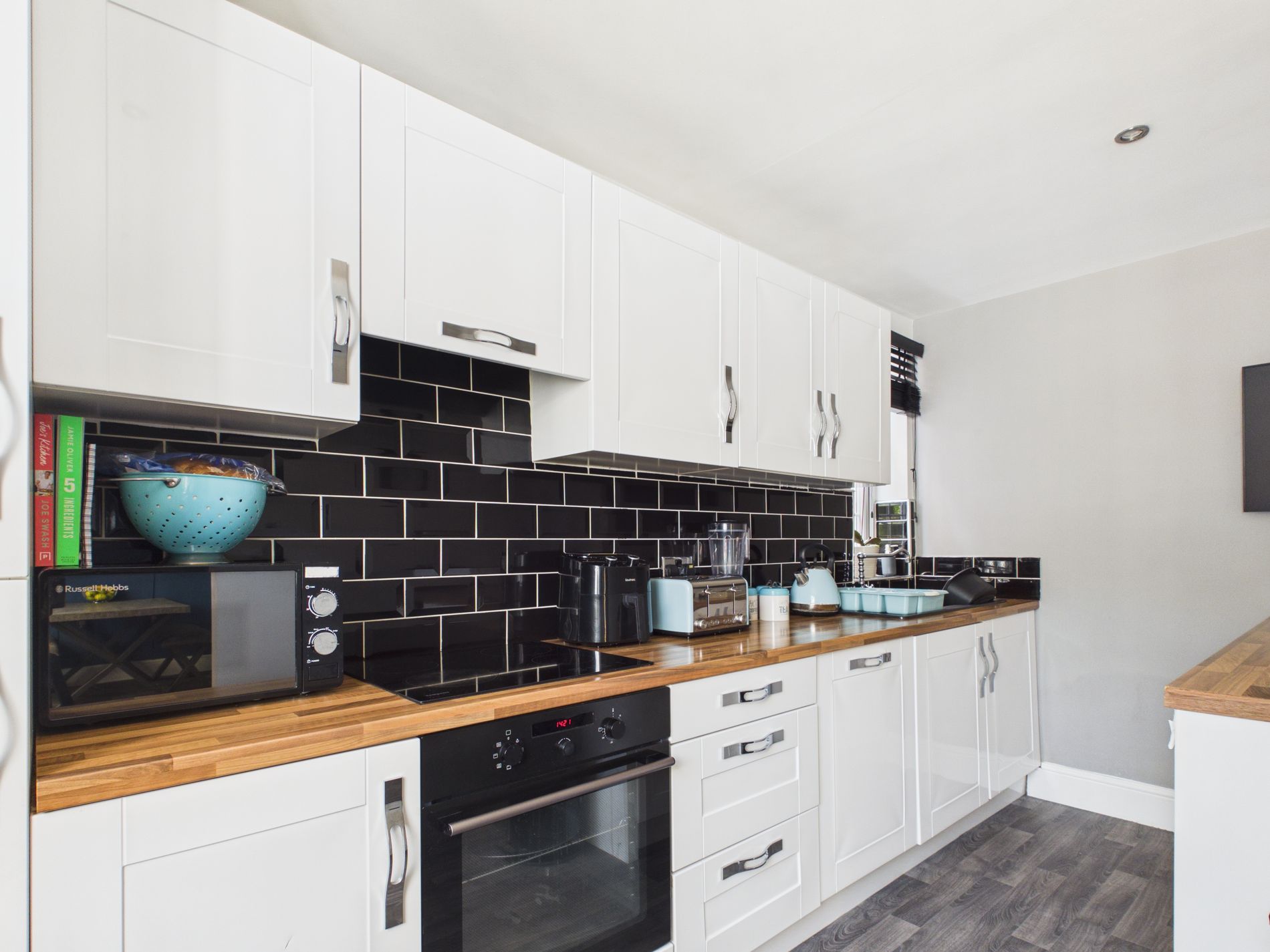 3 bed semi-detached house for sale in Newark Road, New Ollerton, NG22  - Property Image 5