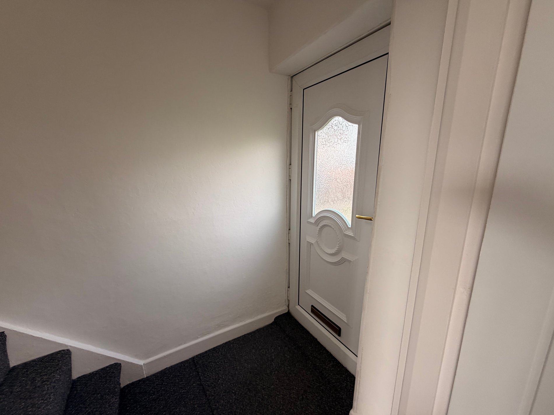 3 bed terraced house to rent in Devonshire Drive, Langwith, NG20  - Property Image 2