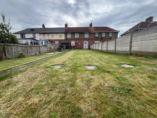 3 bed terraced house to rent in Devonshire Drive, Langwith, NG20  - Property Image 14