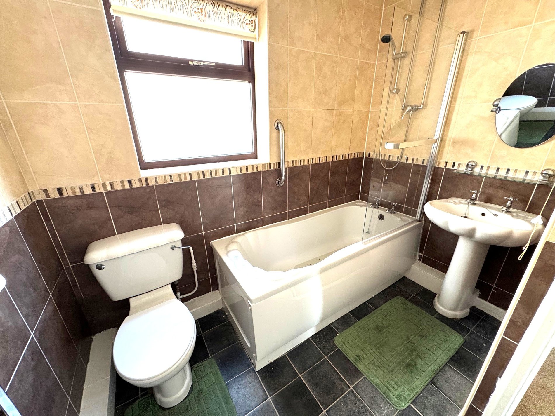 2 bed bungalow to rent in Woodhead Close, Edwinstowe, NG21  - Property Image 5