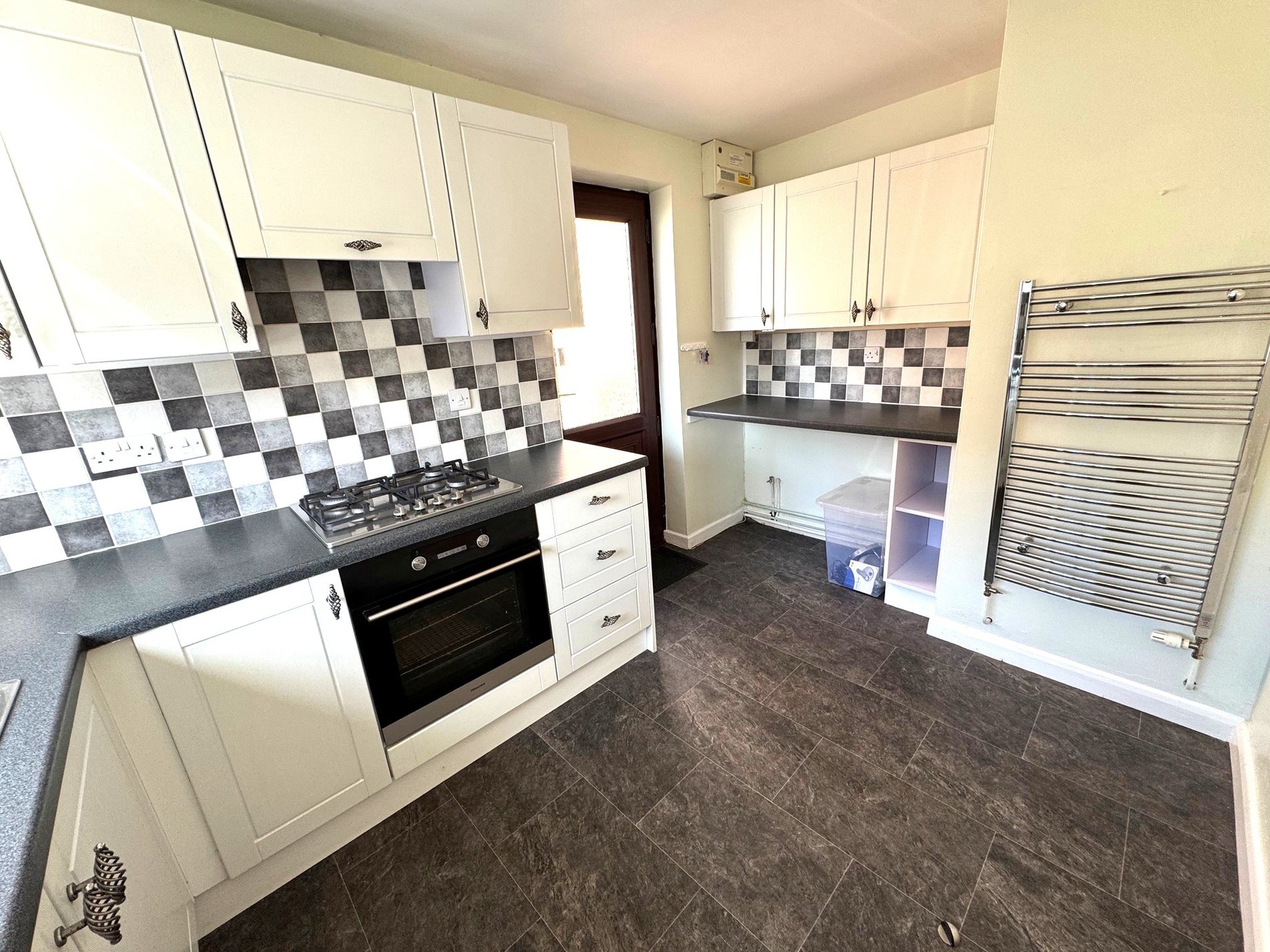 2 bed bungalow to rent in Woodhead Close, Edwinstowe, NG21  - Property Image 4