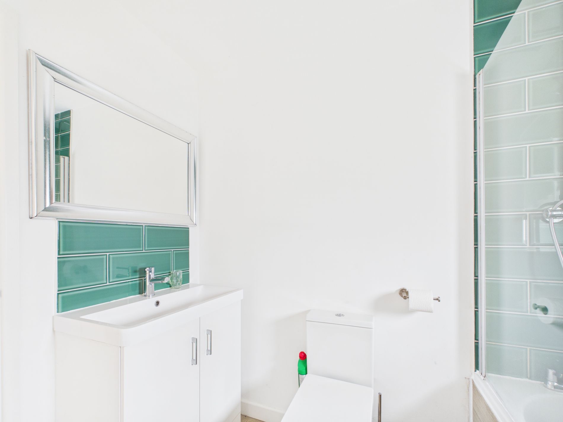 2 bed bungalow for sale in Holly Rise, New Ollerton, NG22  - Property Image 9