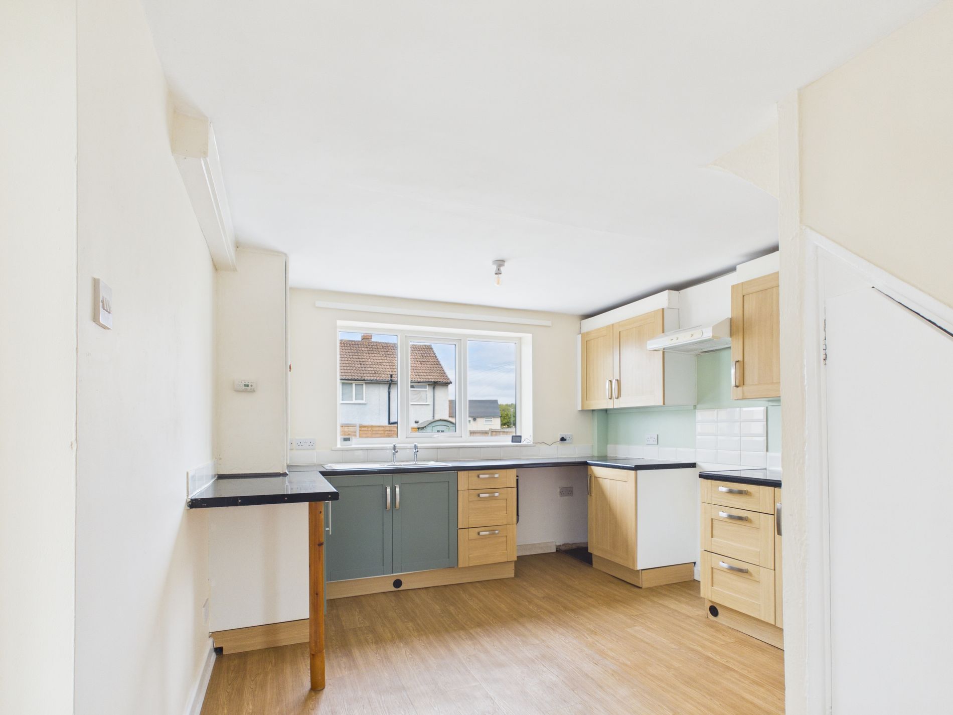 3 bed semi-detached house for sale in Dove Croft, New Ollerton, NG22  - Property Image 2