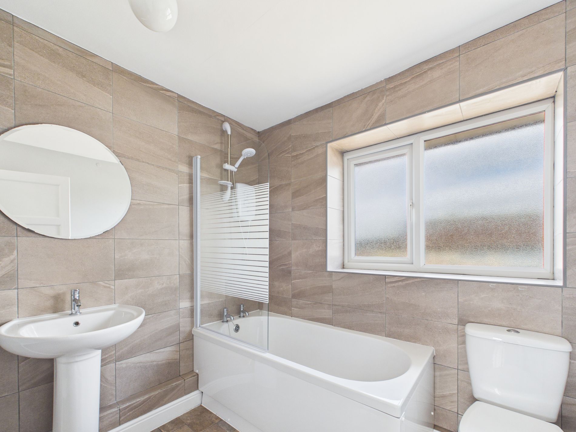 3 bed semi-detached house for sale in Dove Croft, New Ollerton, NG22  - Property Image 13