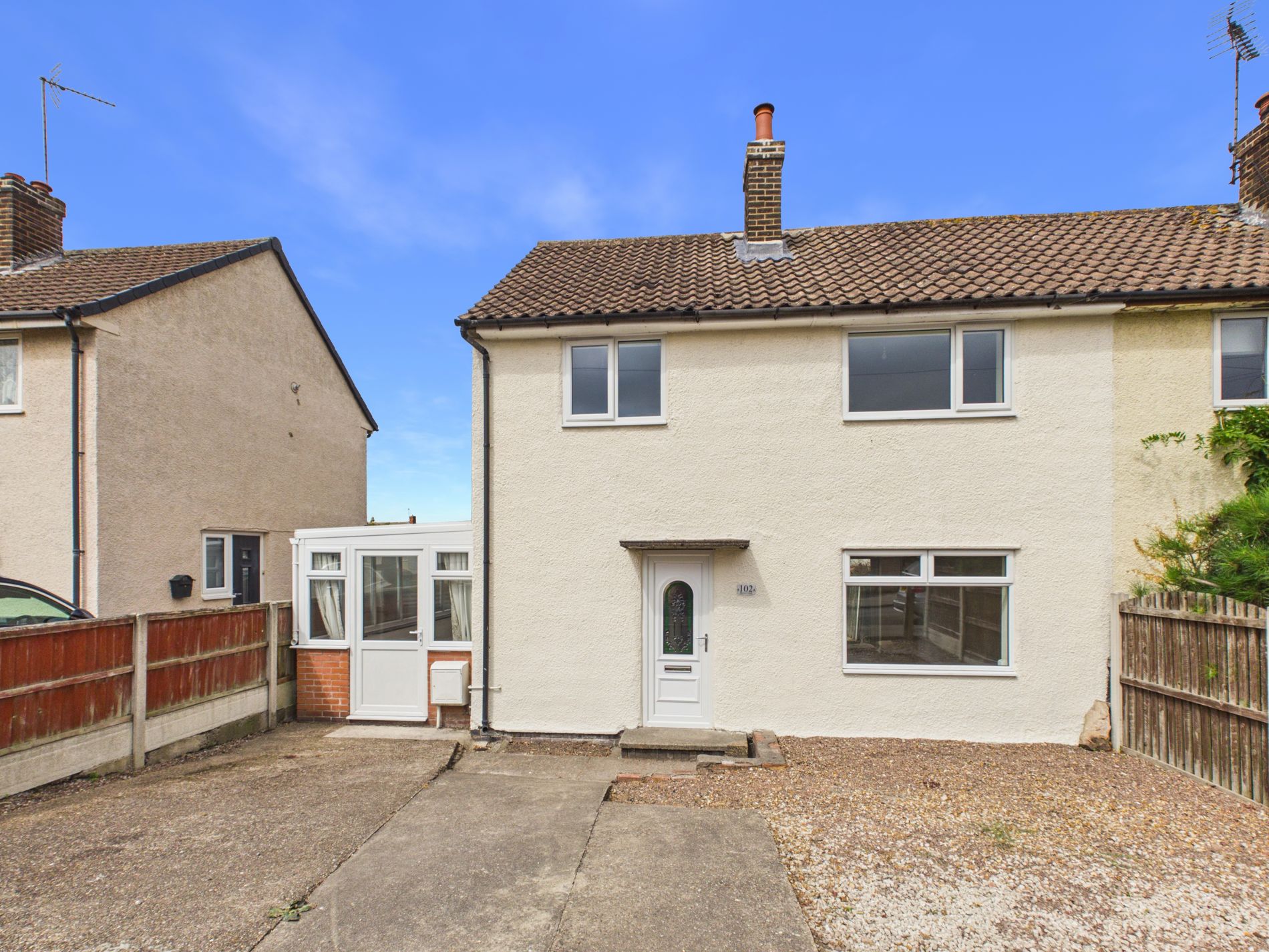 3 bed semi-detached house for sale in Dove Croft, New Ollerton, NG22  - Property Image 1