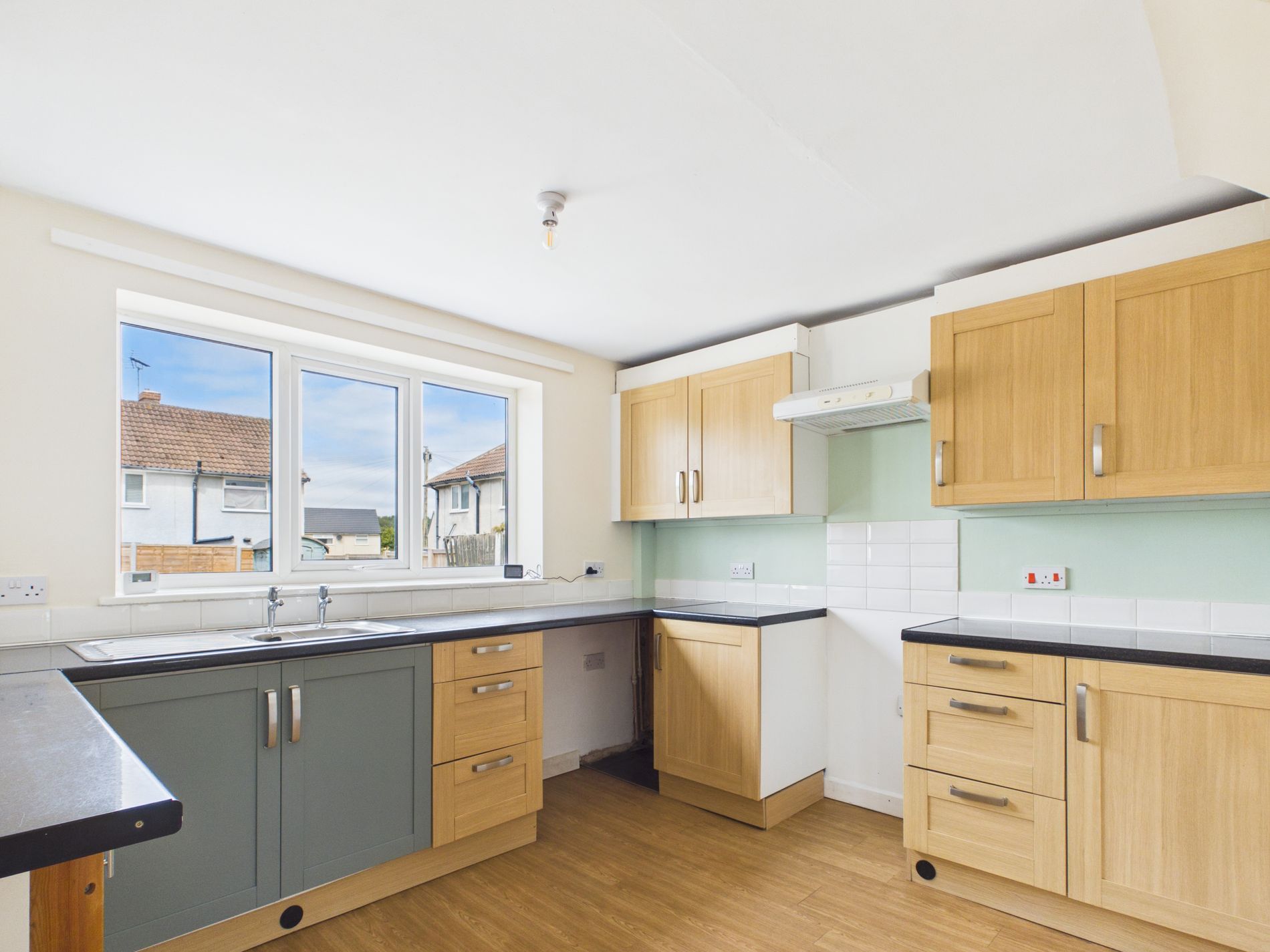 3 bed semi-detached house for sale in Dove Croft, New Ollerton, NG22  - Property Image 3