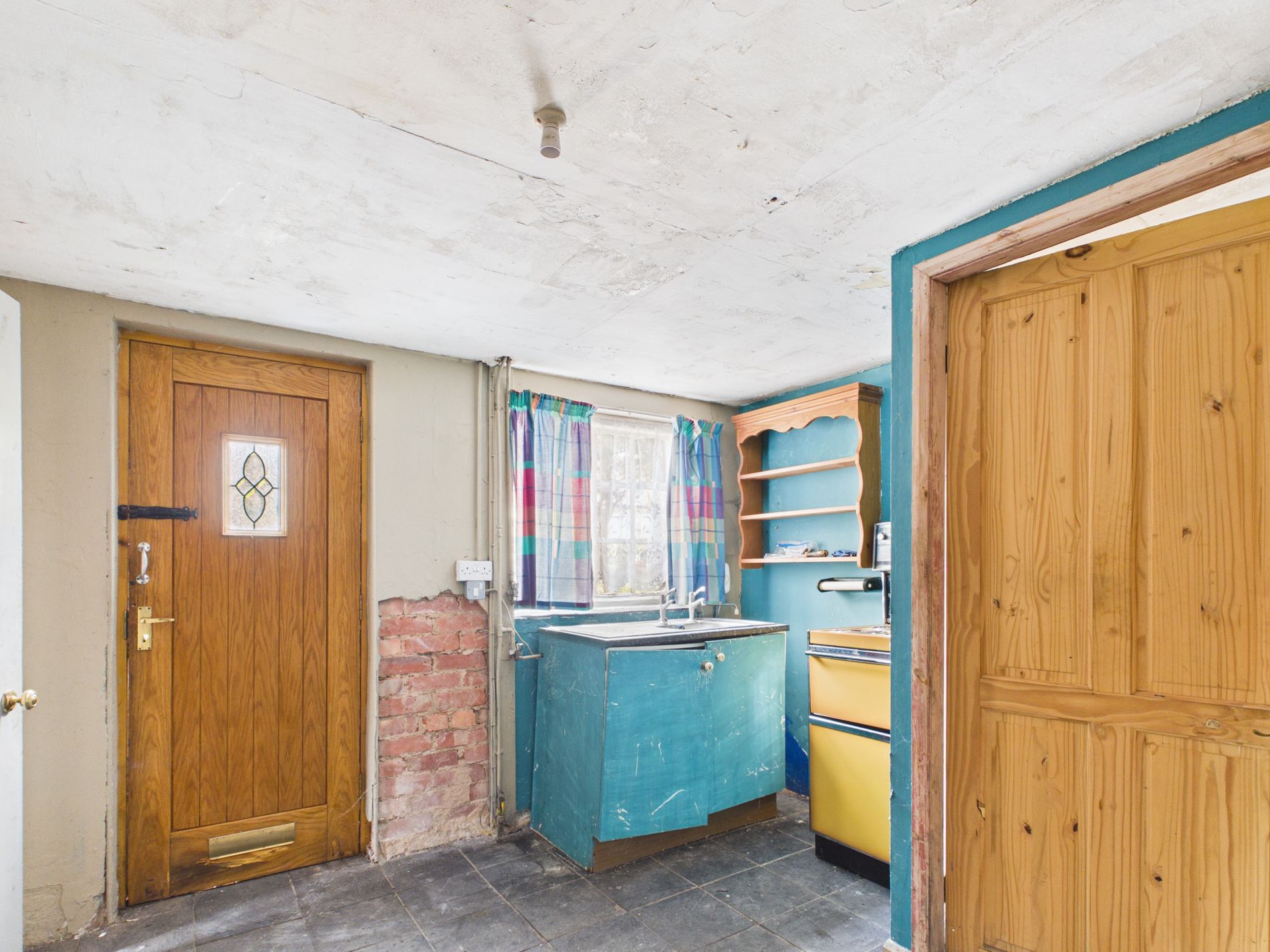 3 bed detached house for sale in Weston Road, Egmanton, NG22  - Property Image 3