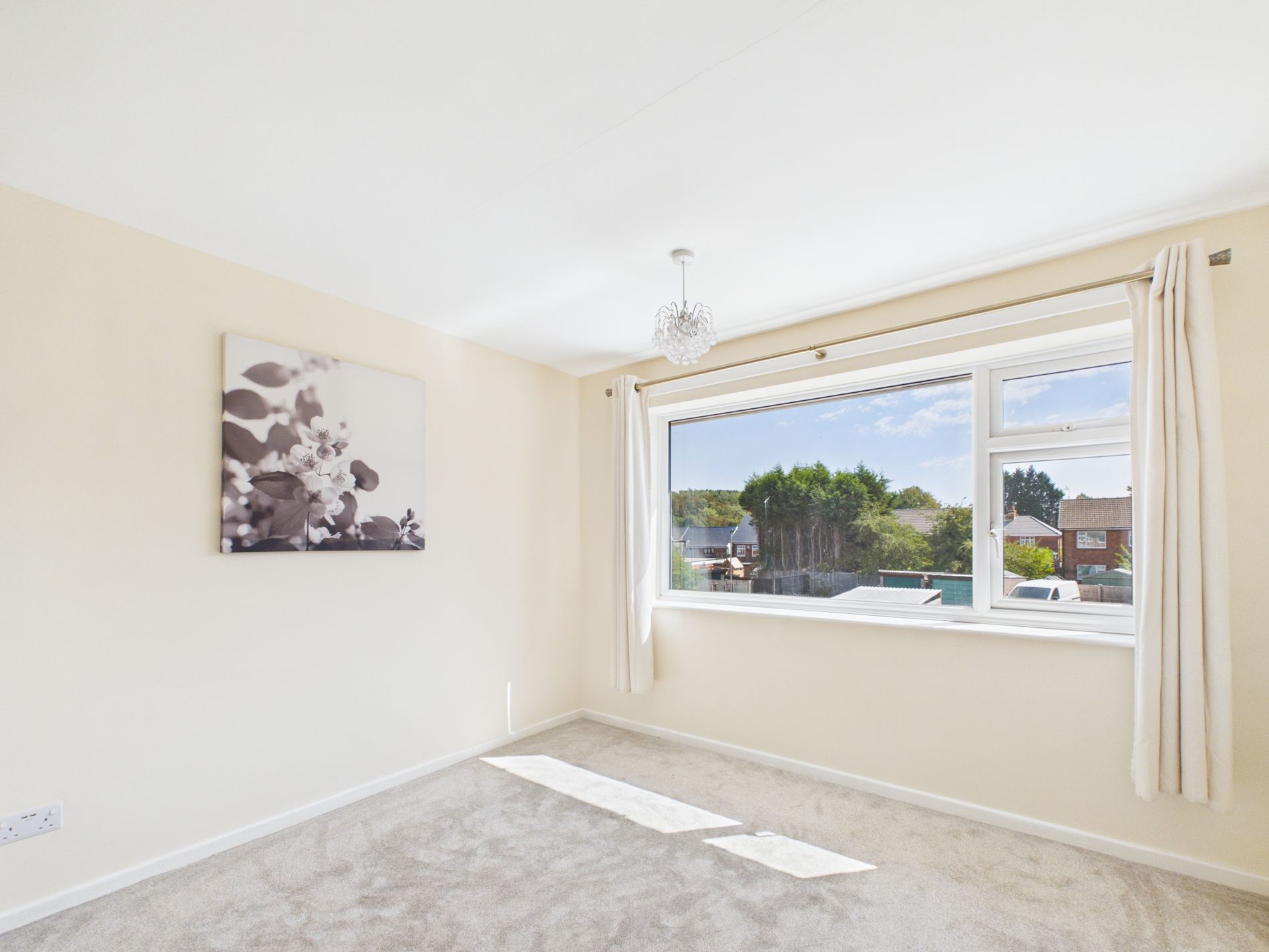 3 bed semi-detached house for sale in Hawthorn Drive, New Ollerton, NG22  - Property Image 8