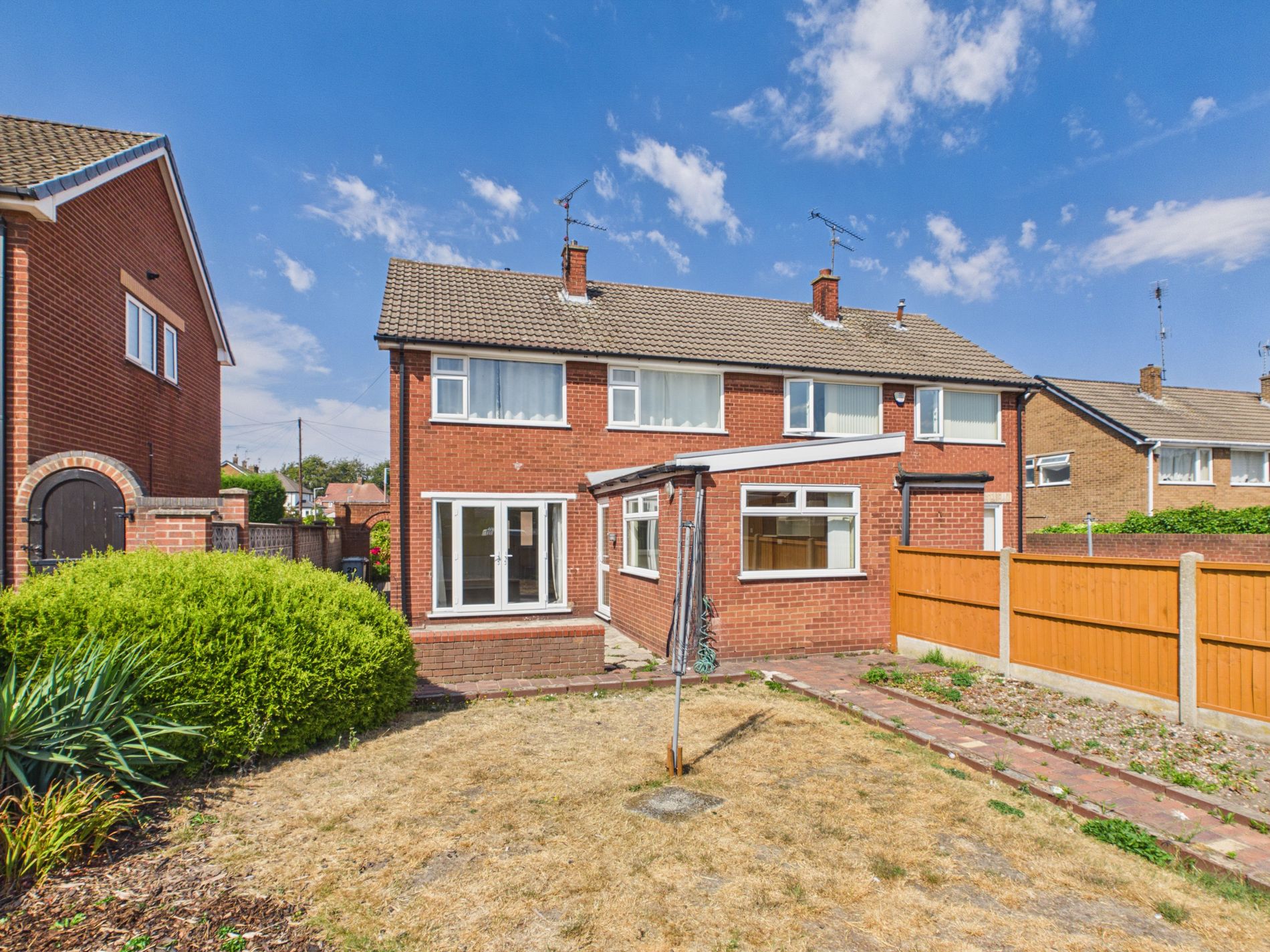 3 bed semi-detached house for sale in Hawthorn Drive, New Ollerton, NG22  - Property Image 13