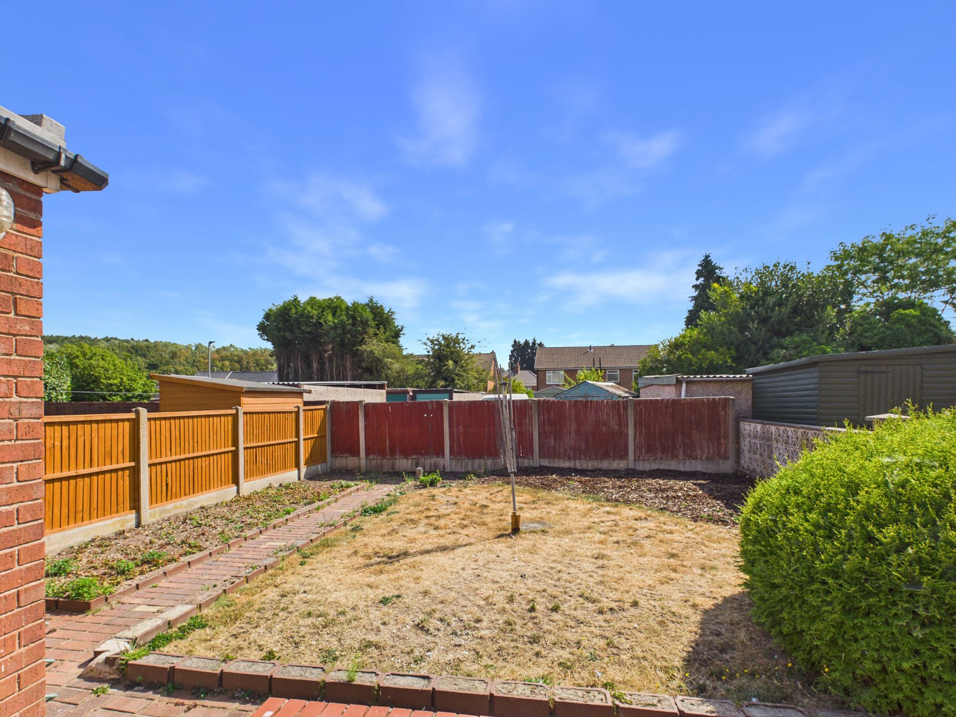 3 bed semi-detached house for sale in Hawthorn Drive, New Ollerton, NG22  - Property Image 14