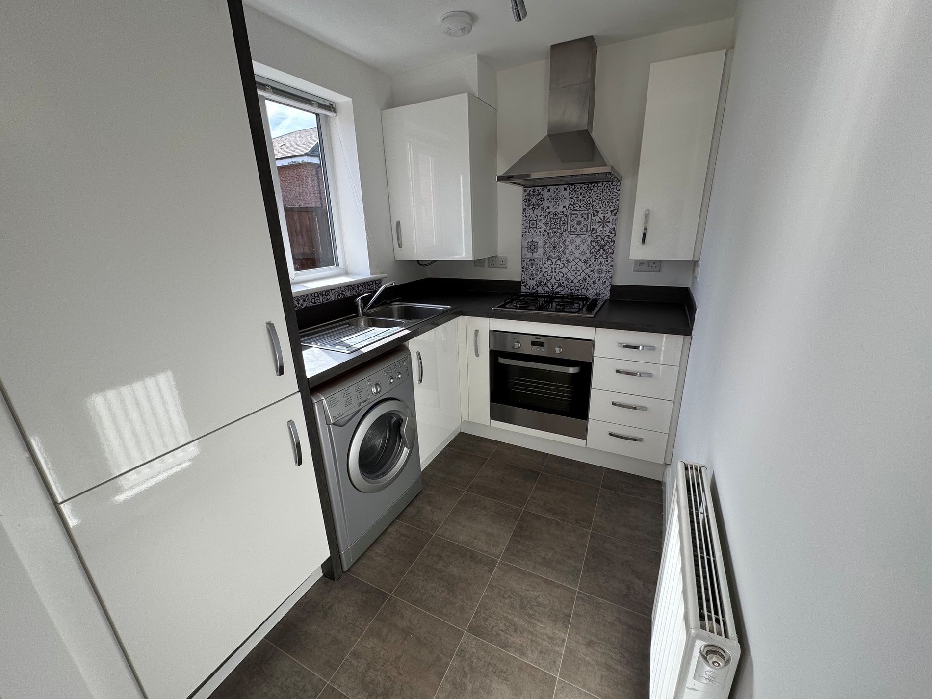 2 bed flat to rent in Freya Road, Ollerton, NG22  - Property Image 3