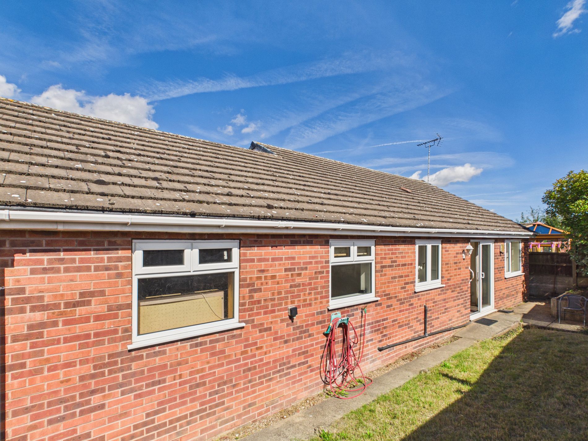 2 bed bungalow for sale in Walesby Lane, New Ollerton, NG22  - Property Image 14