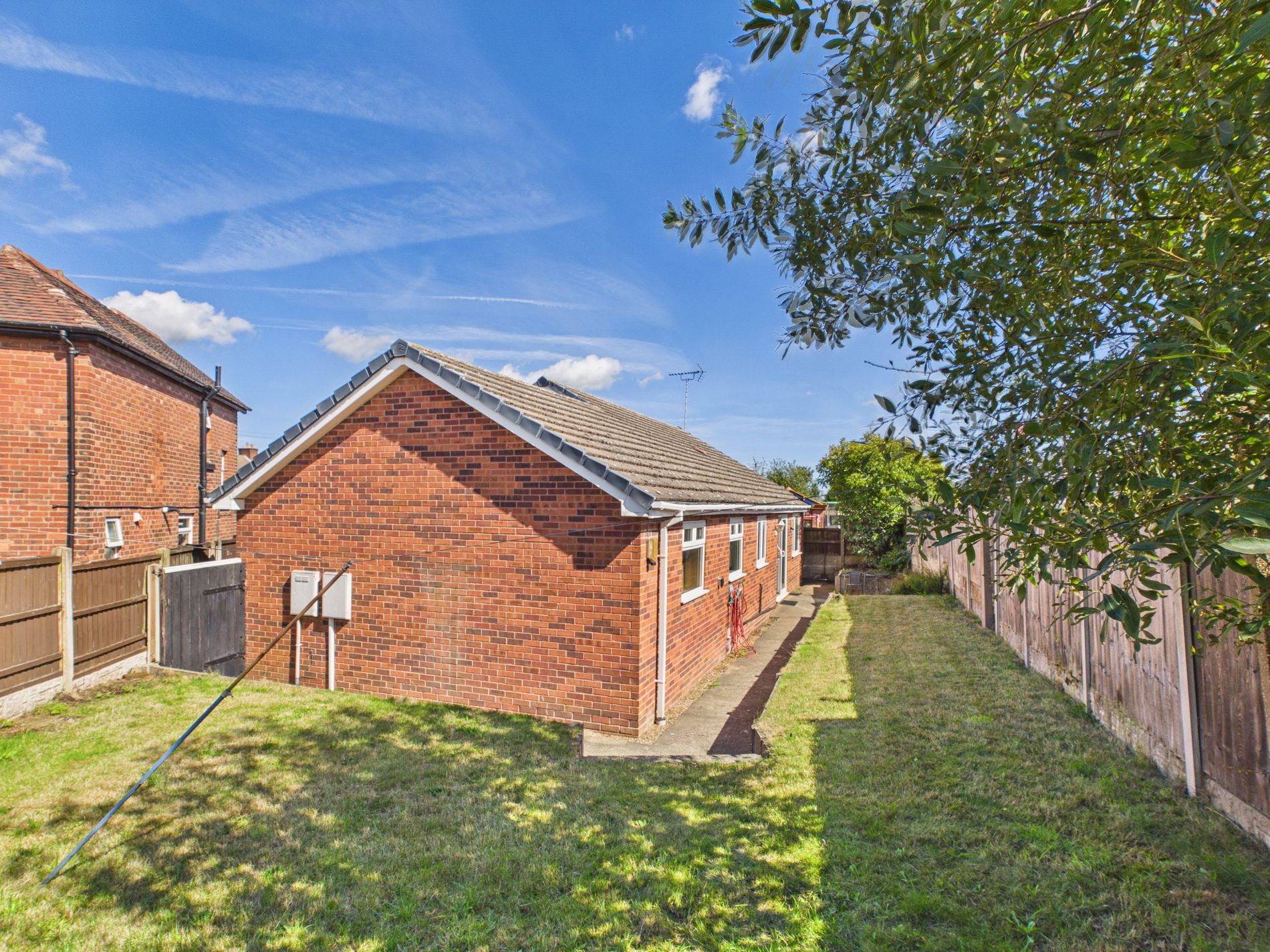 2 bed bungalow for sale in Walesby Lane, New Ollerton, NG22  - Property Image 15