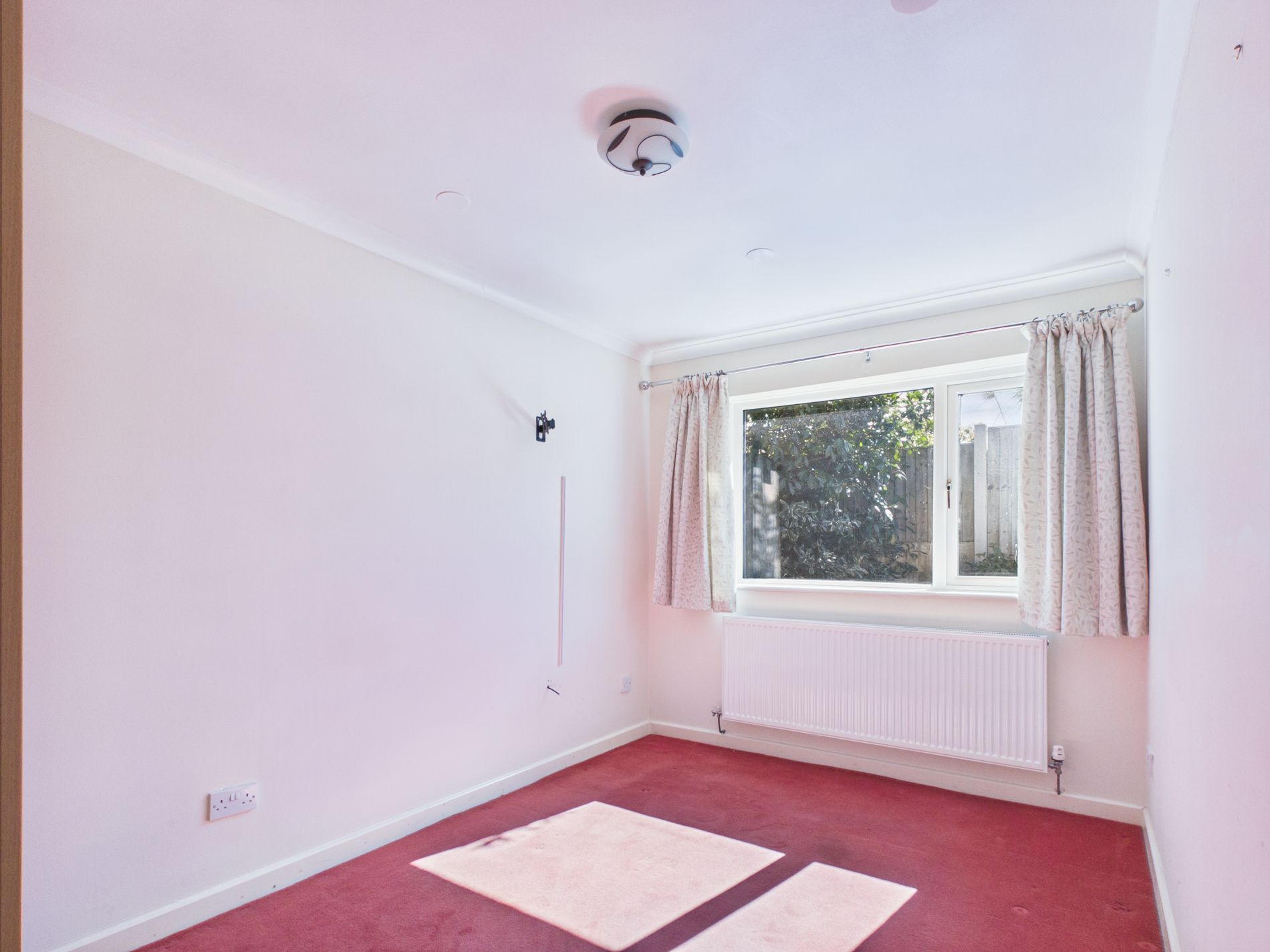 2 bed bungalow for sale in Walesby Lane, New Ollerton, NG22  - Property Image 12