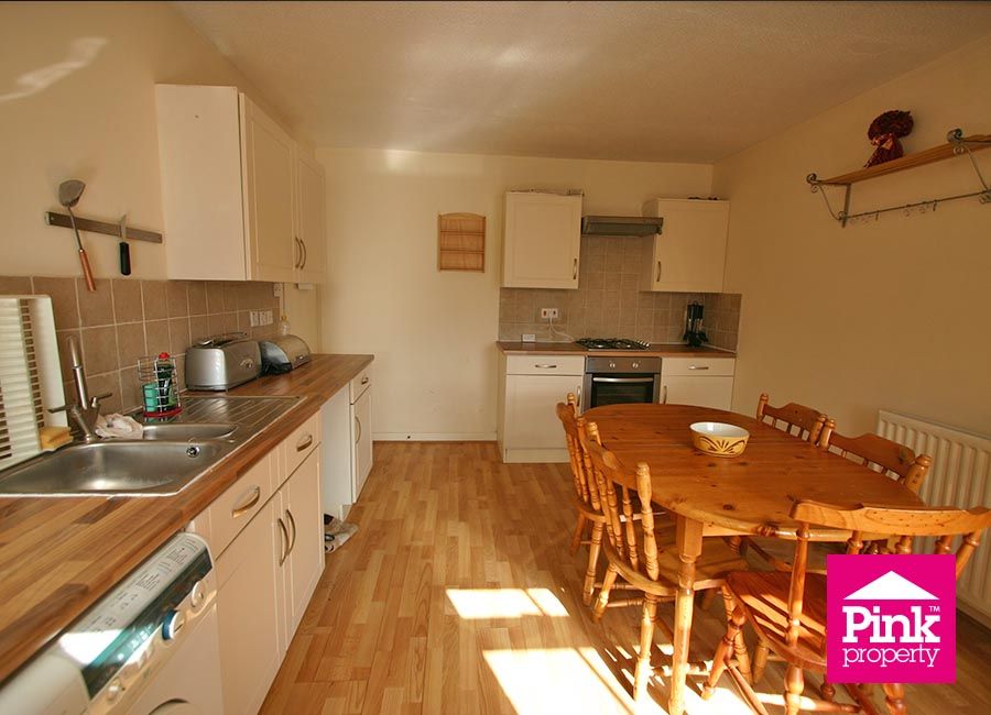 2 bed flat to rent in Ha'Penny Bridge Way, Hull  - Property Image 3