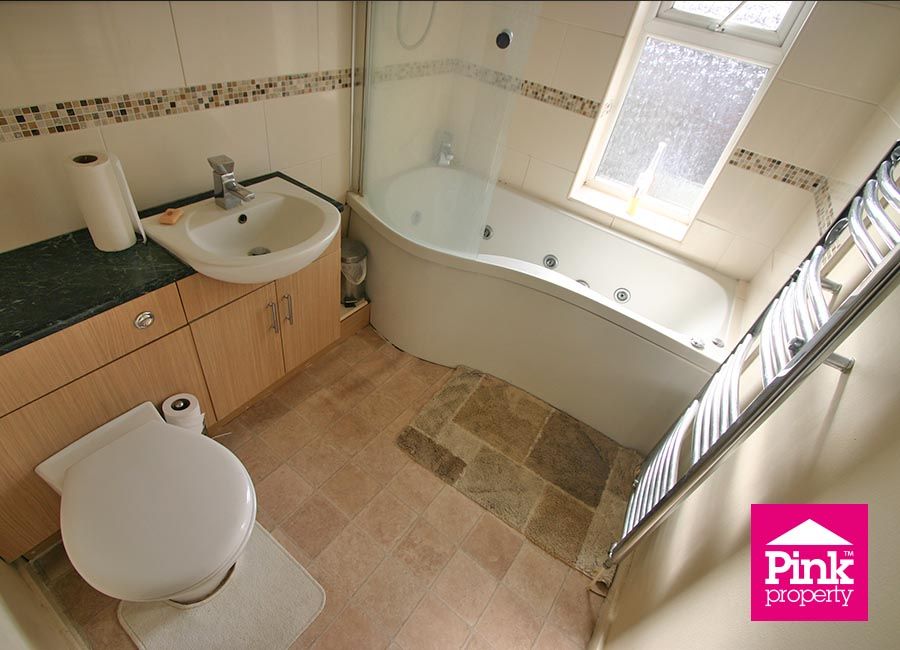 2 bed flat to rent in Ha'Penny Bridge Way, Hull  - Property Image 5