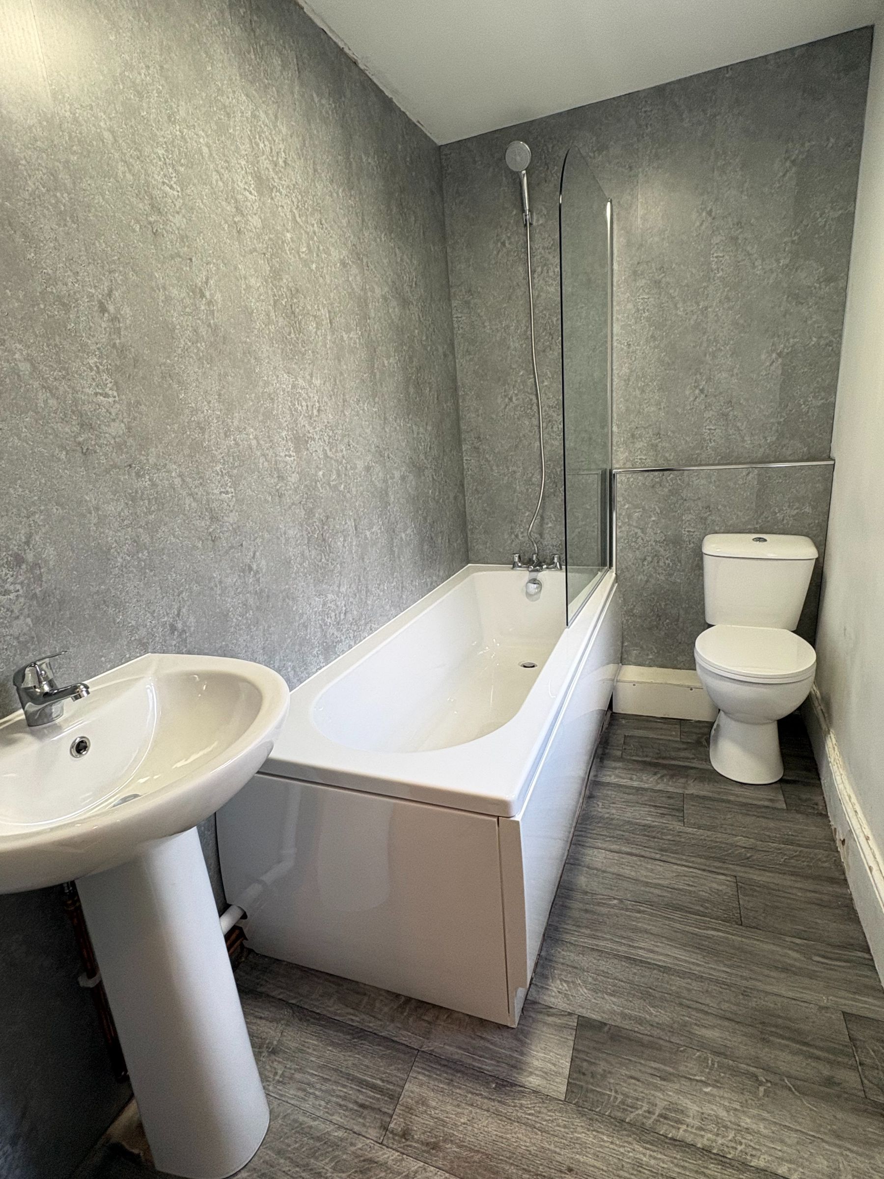 2 bed terraced house to rent in Blenheim Street, Hull  - Property Image 8