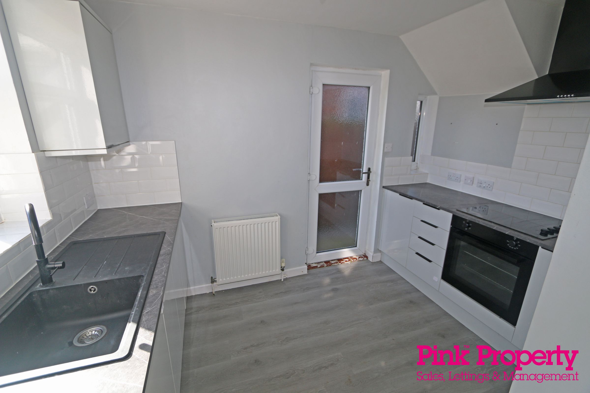2 bed terraced house to rent in Hales Crescent, Hedon, Hull  - Property Image 13