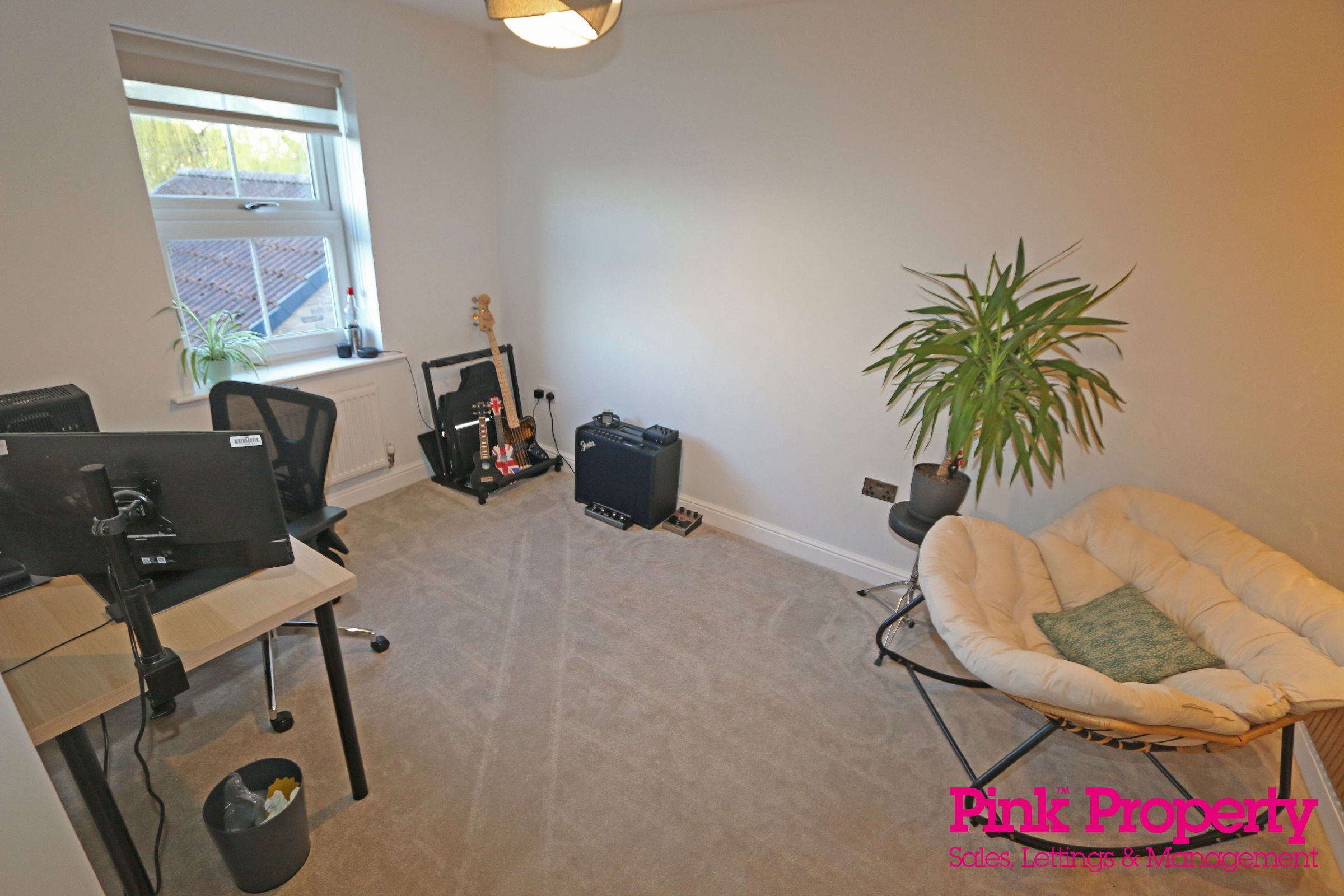 4 bed semi-detached house to rent in Wentworth Close, Gilberdyke, Brough  - Property Image 12