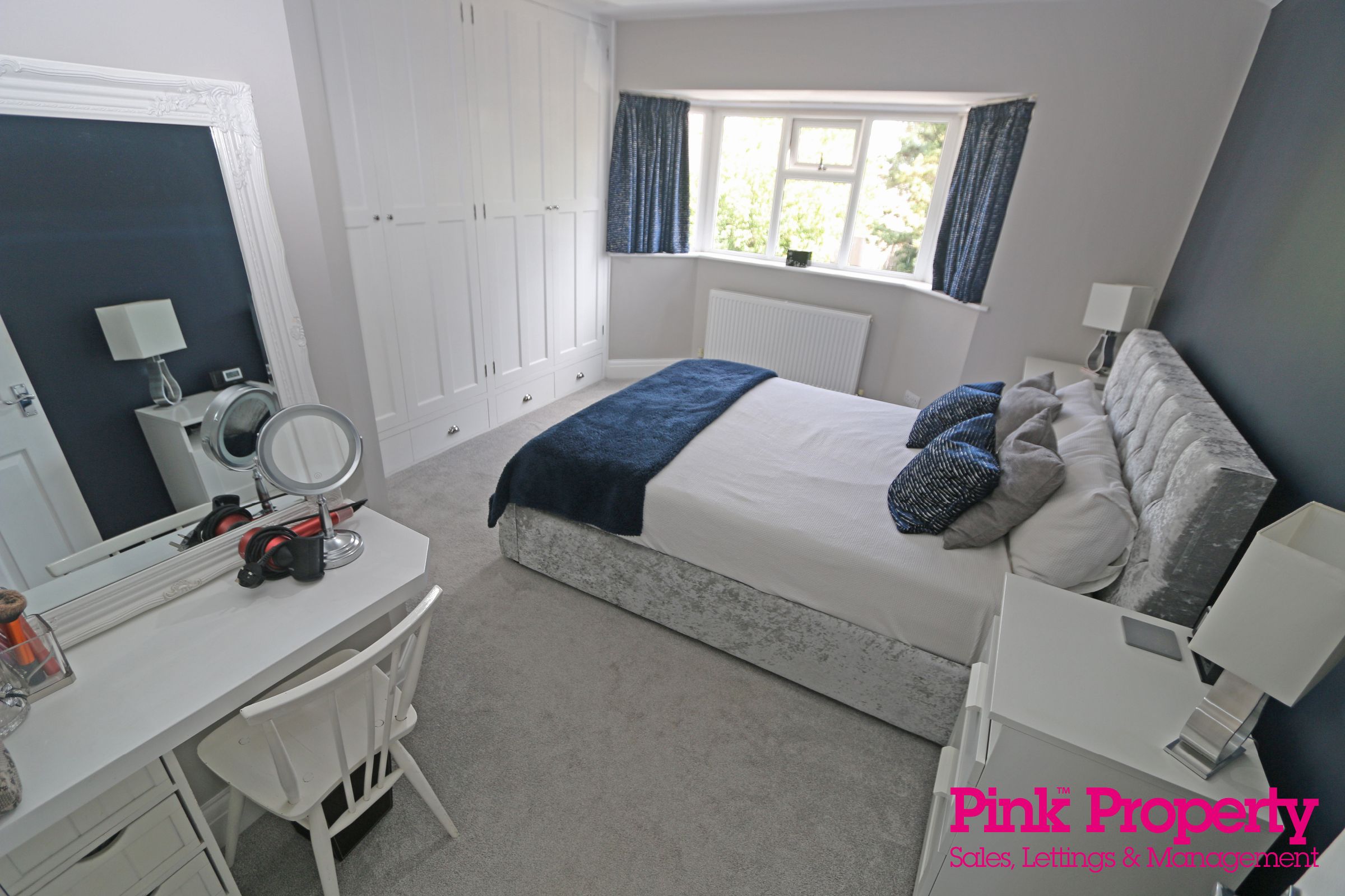 4 bed semi-detached house for sale in The Octagon, Willerby, Hull  - Property Image 10