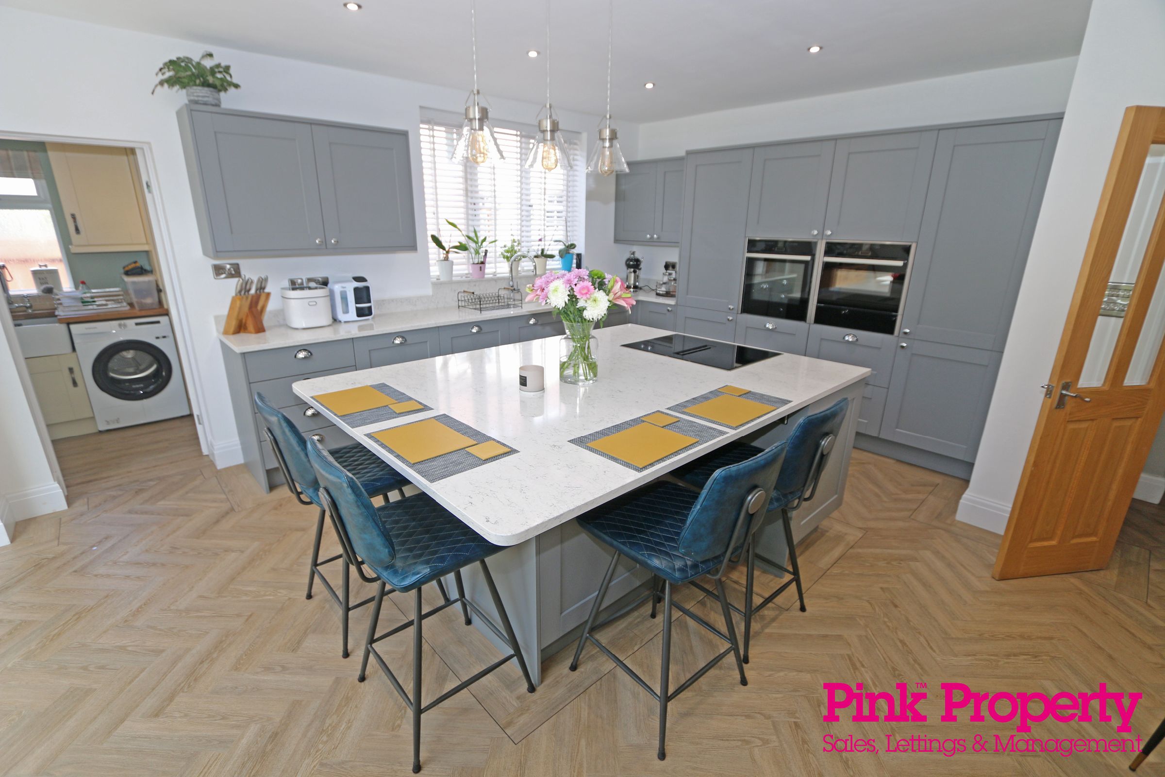 4 bed semi-detached house for sale in The Octagon, Willerby, Hull  - Property Image 13