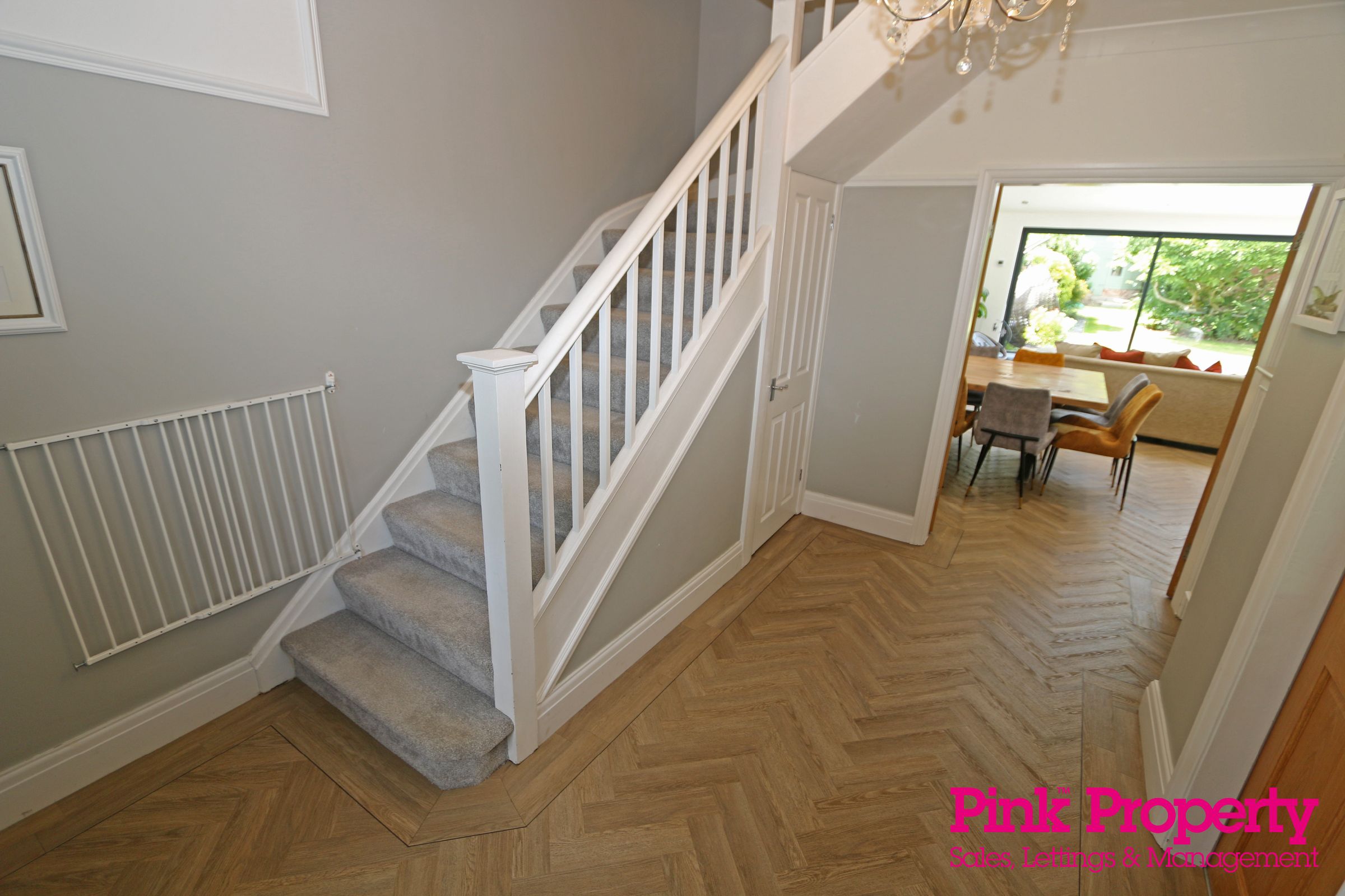4 bed semi-detached house for sale in The Octagon, Willerby, Hull  - Property Image 22