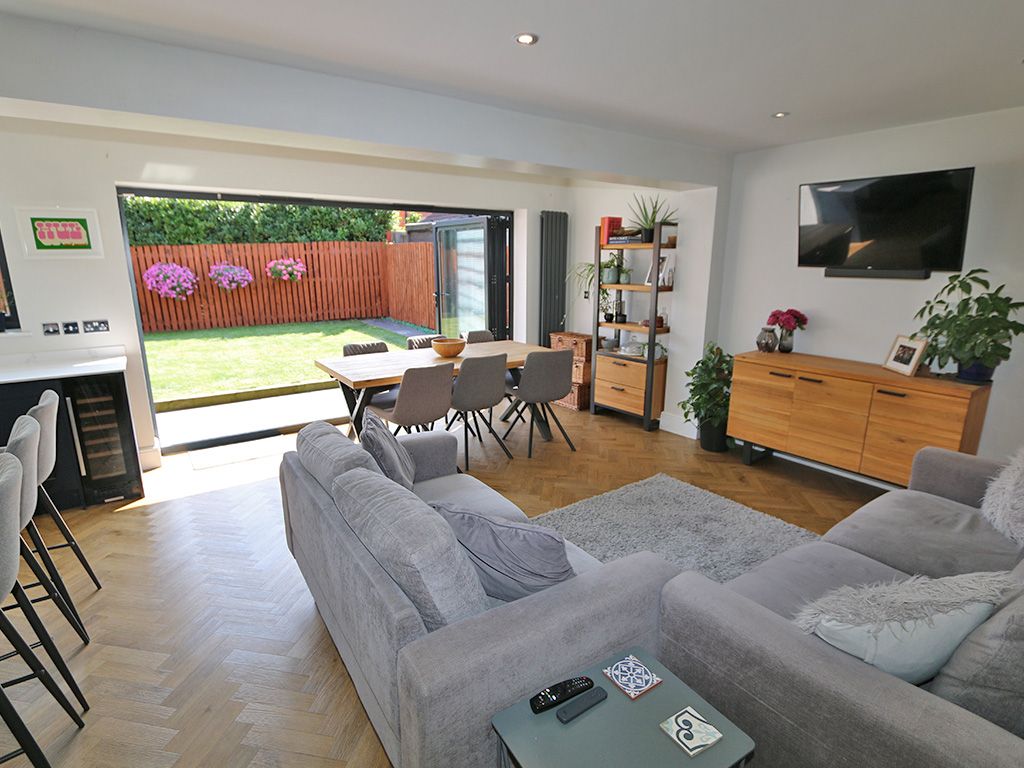 4 bed detached house for sale in Windsor Park, Hull  - Property Image 15