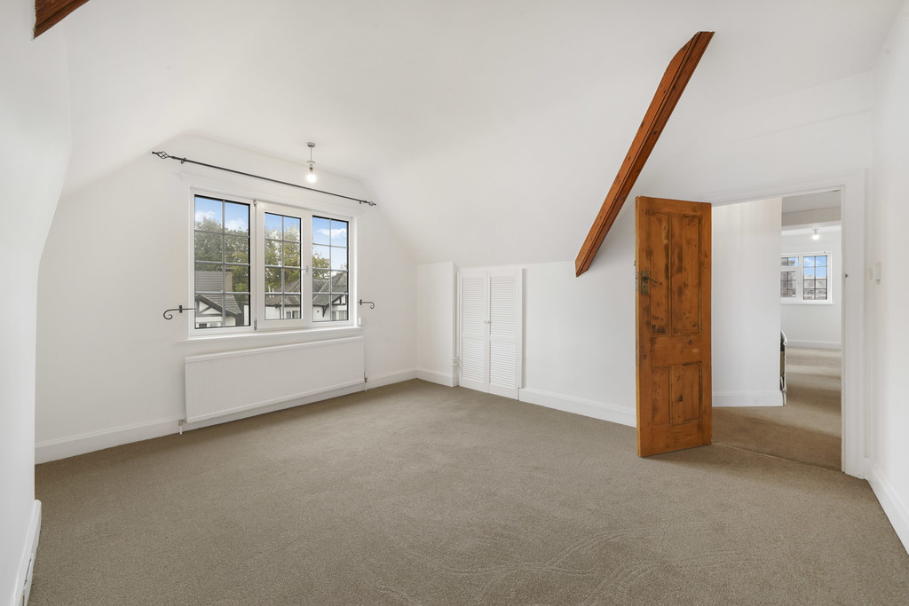 2 bed apartment to rent in Cecil Park, Pinner - Property Image 14