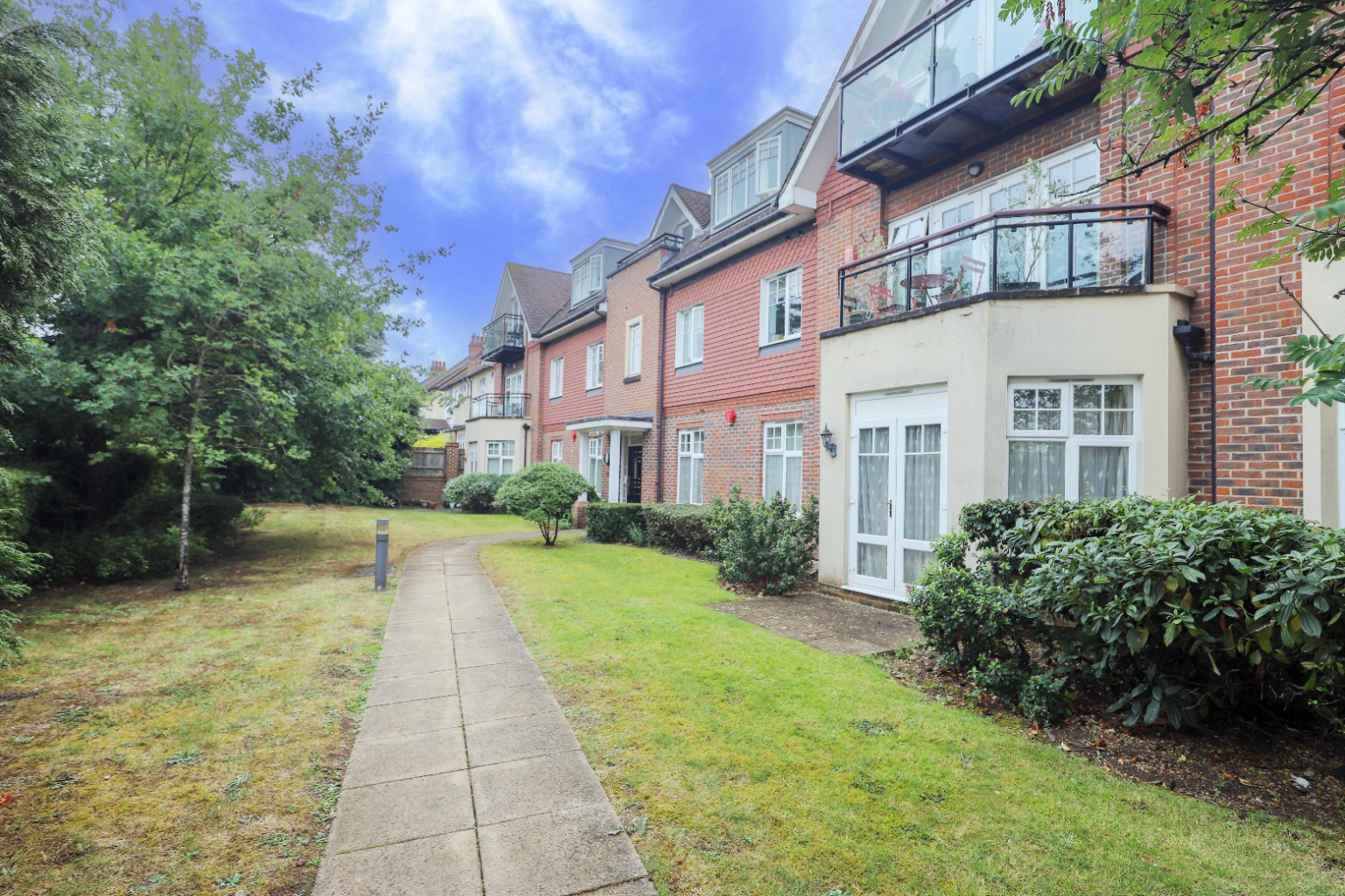 2 bed flat for sale in Marsh Point, Marsh Road, HA5 5ND - Property Image 15