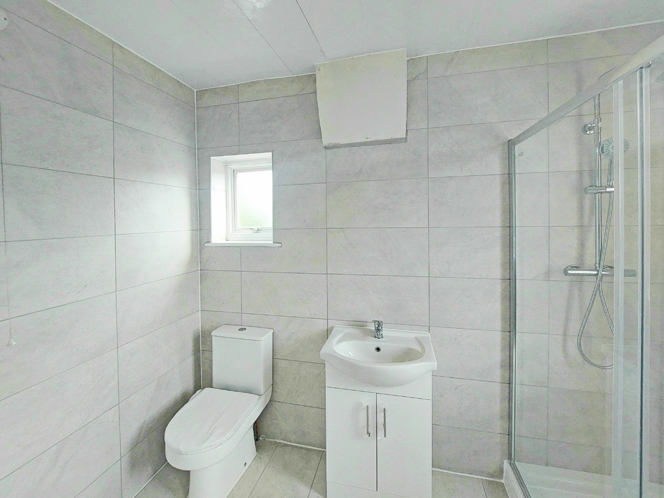 5 bed semi-detached house for sale in Church Drive, Harrow - Property Image 10