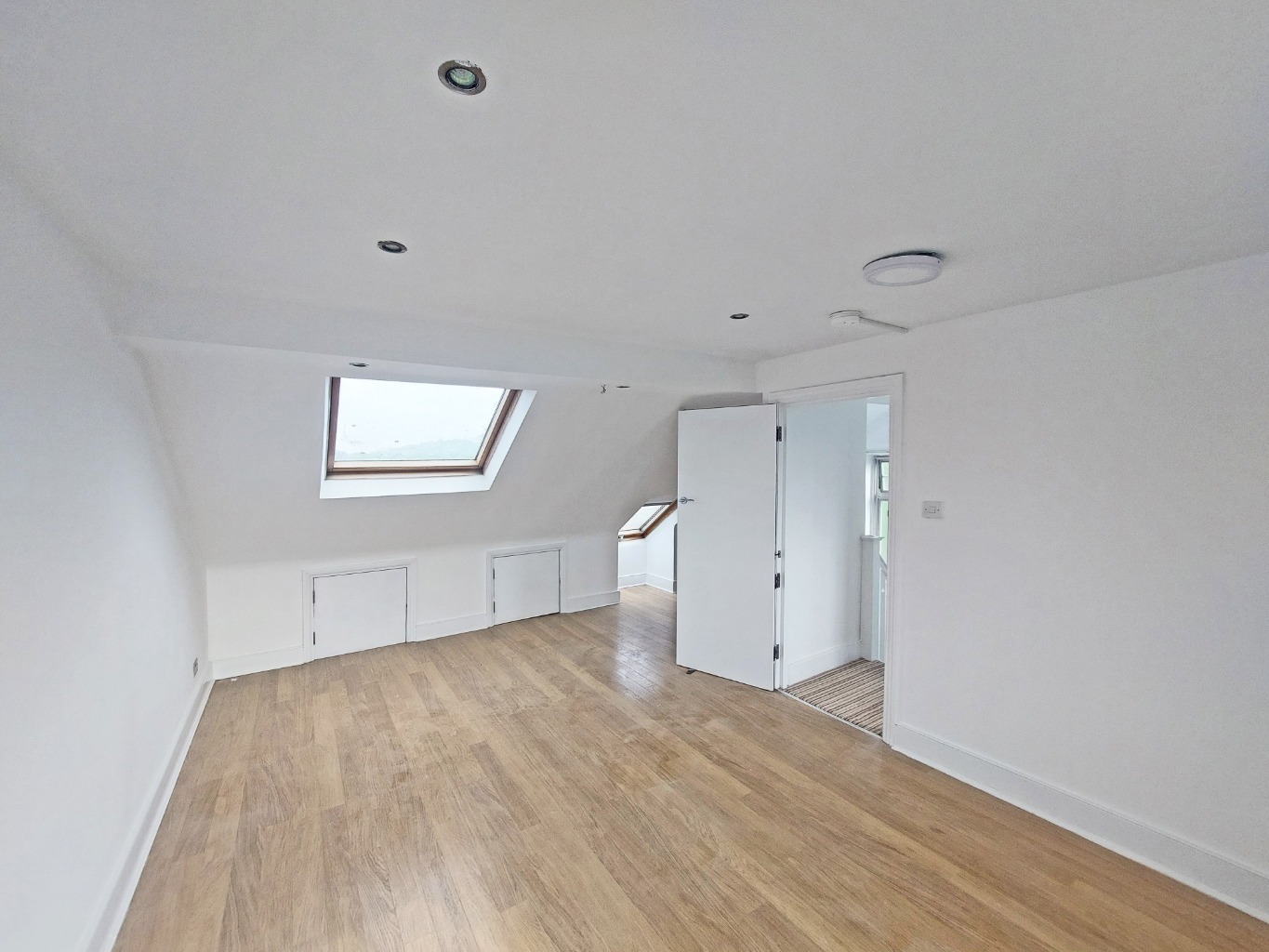 5 bed semi-detached house for sale in Church Drive, Harrow - Property Image 11