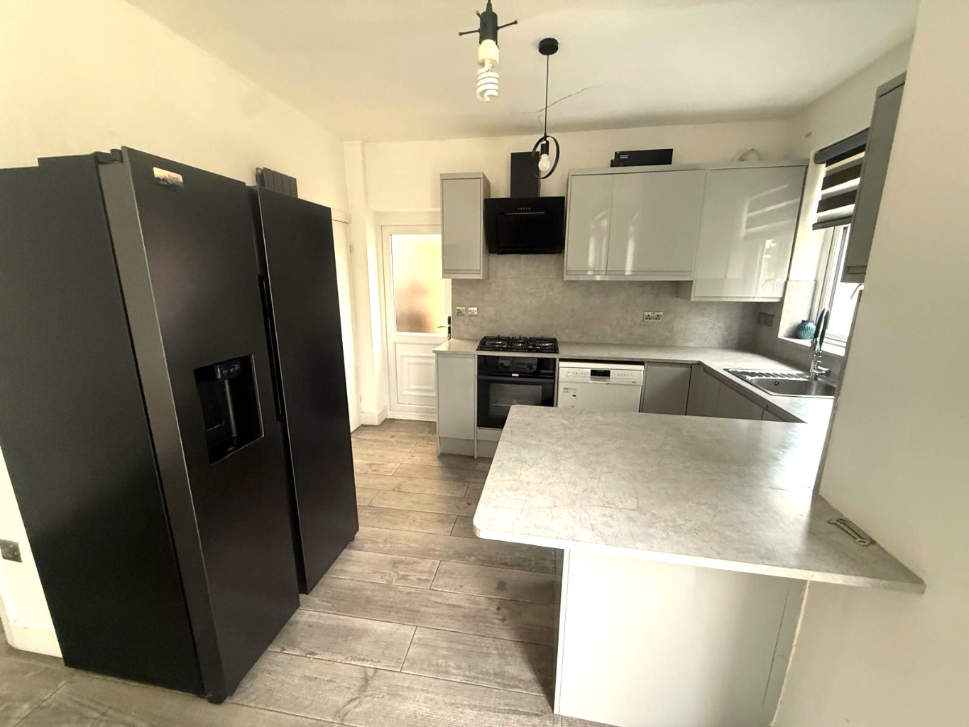 3 bed semi-detached house for sale in Imperial Drive, North Harrow  - Property Image 6