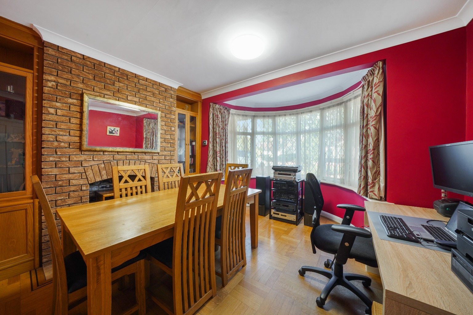 4 bed semi-detached house for sale in Bridle Road, Pinner  - Property Image 5