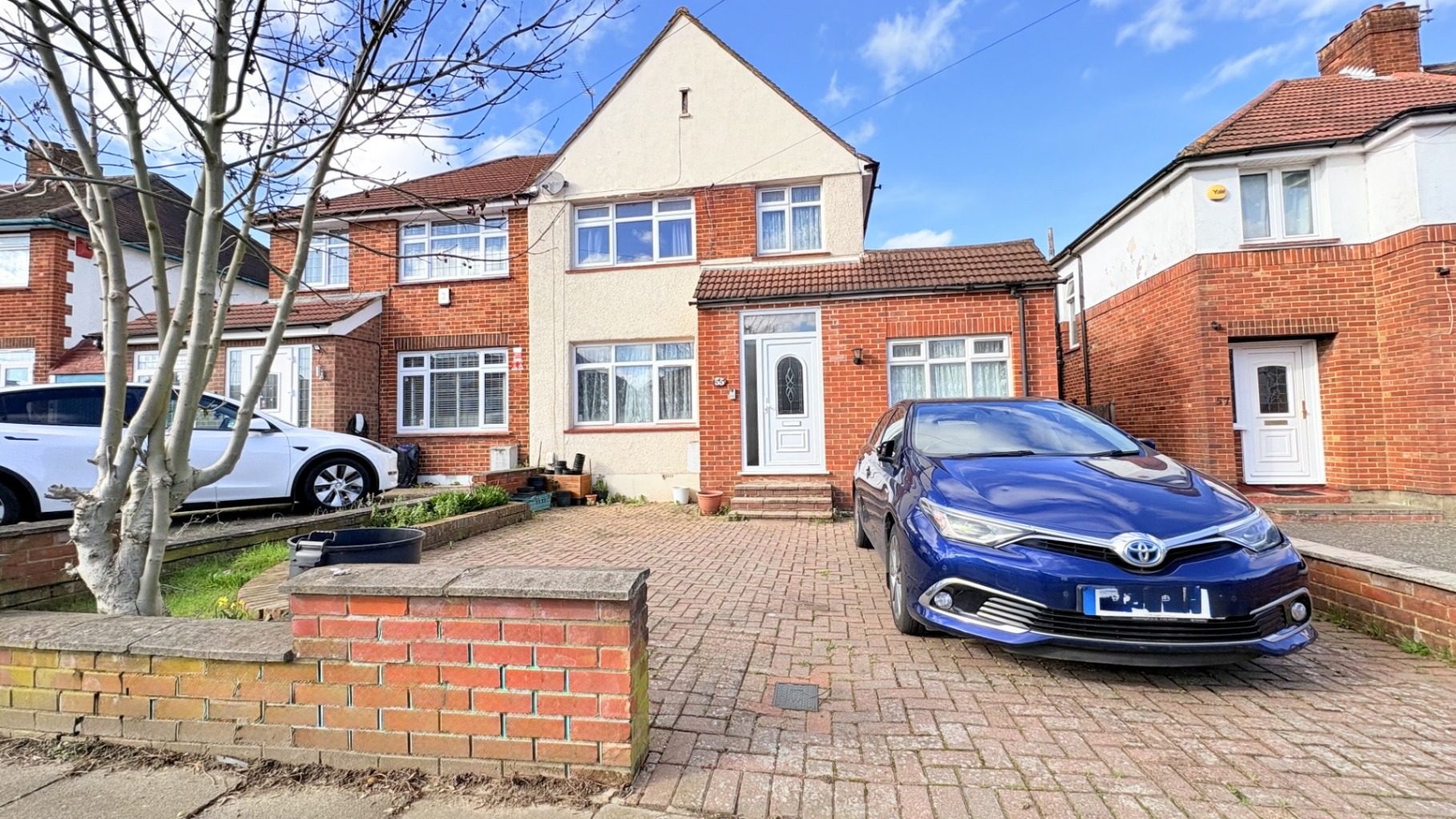 4 bed semi-detached house for sale in Ruislip, Greater London, HA4