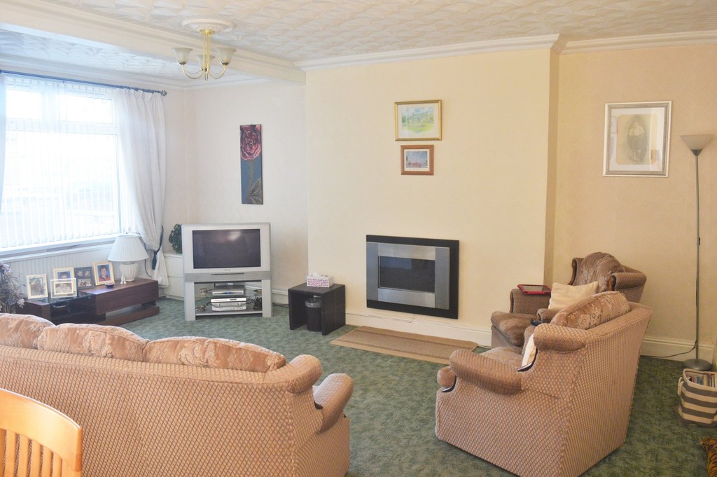 3 bed semi-detached house for sale in Woodfield Terrace, Tir Y Berth  - Property Image 4