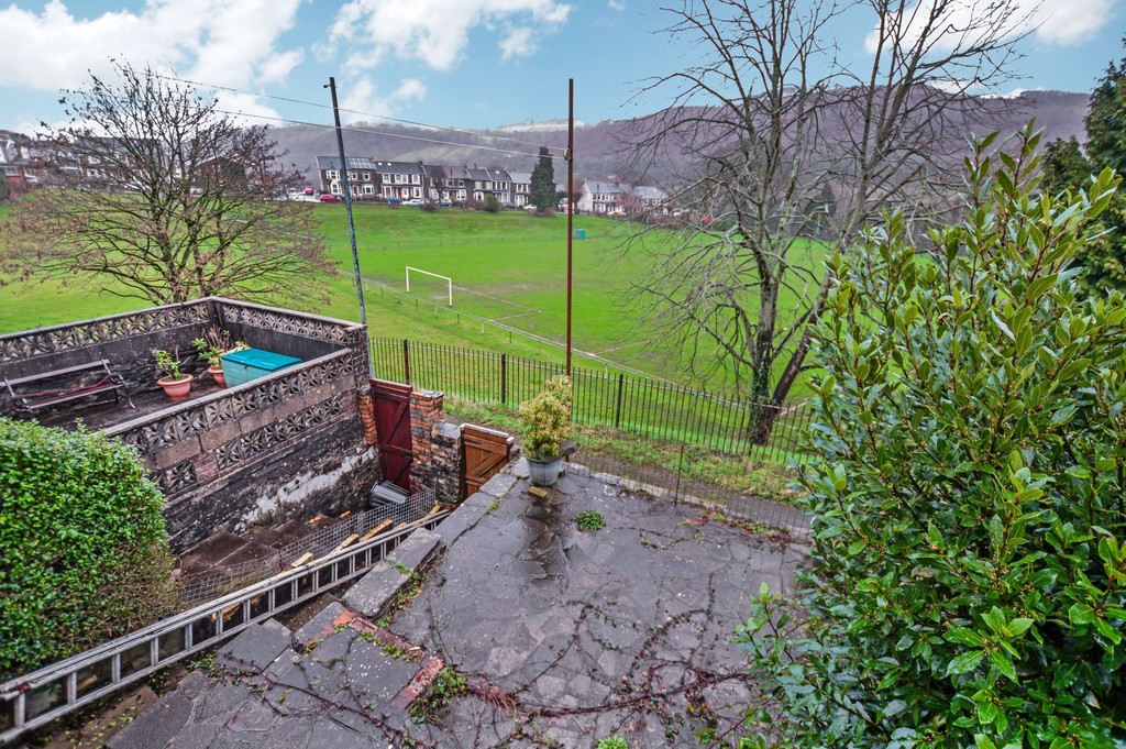 2 bed terraced house for sale in High Street, Llanbradach  - Property Image 11