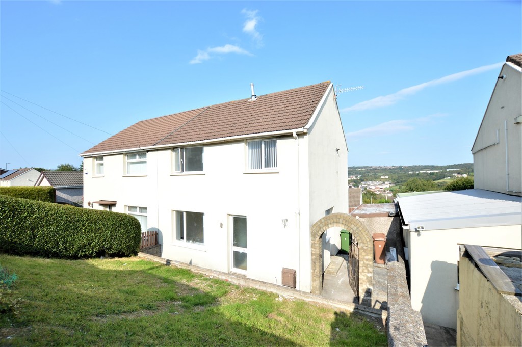 3 bed semi-detached house for sale in Renovated Home, Heol Gethin, Cefn Hengoed