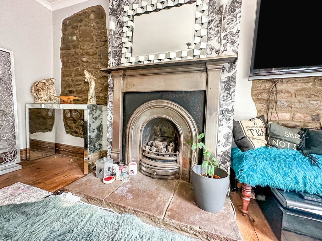 3 bed detached house for sale in Kings Hill, Hengoed - Property Image 6