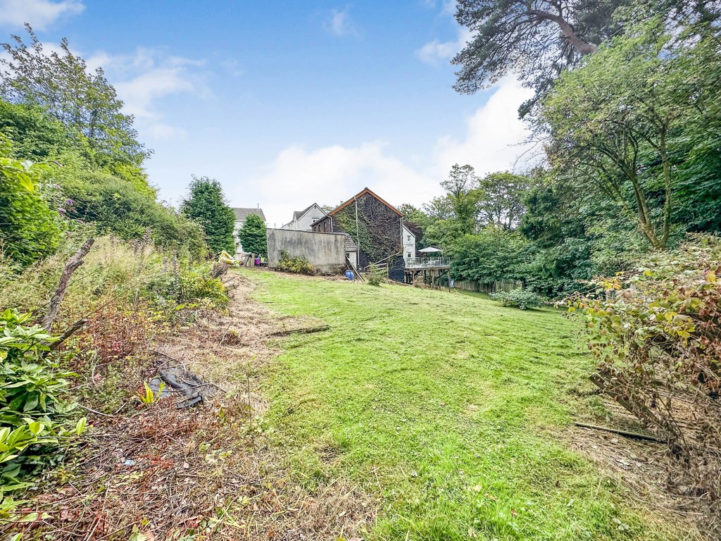 3 bed detached house for sale in Kings Hill, Hengoed - Property Image 17