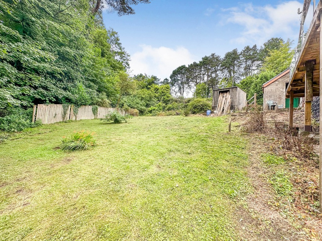 3 bed detached house for sale in Kings Hill, Hengoed - Property Image 18