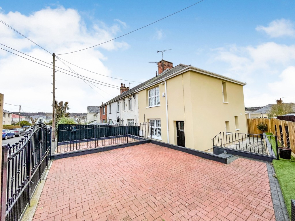 3 bed semi-detached house for sale in Lewis Crescent, Bargoed