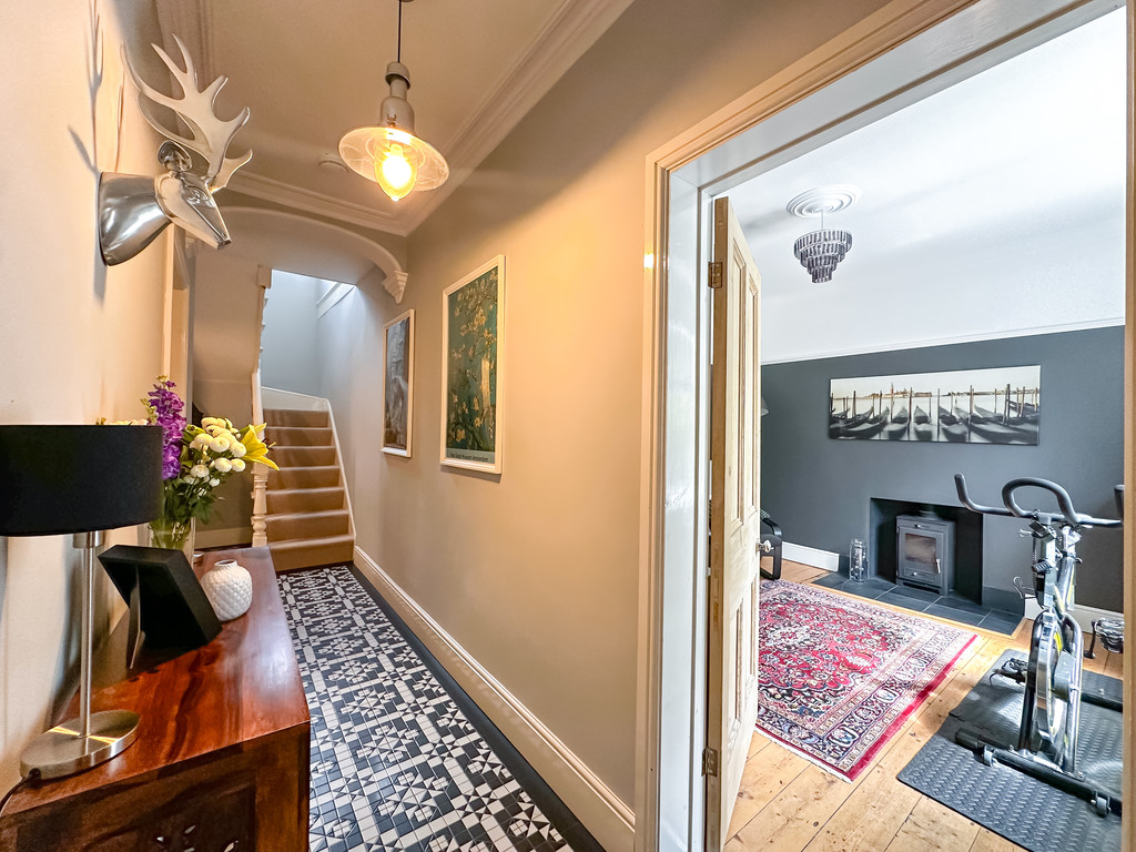 4 bed semi-detached house for sale in Victoria Road, Maesycwmmer - Property Image 7