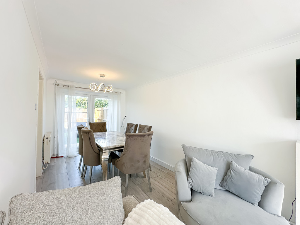 3 bed semi-detached house for sale in Coundley Close, Fleur De Lis  - Property Image 5